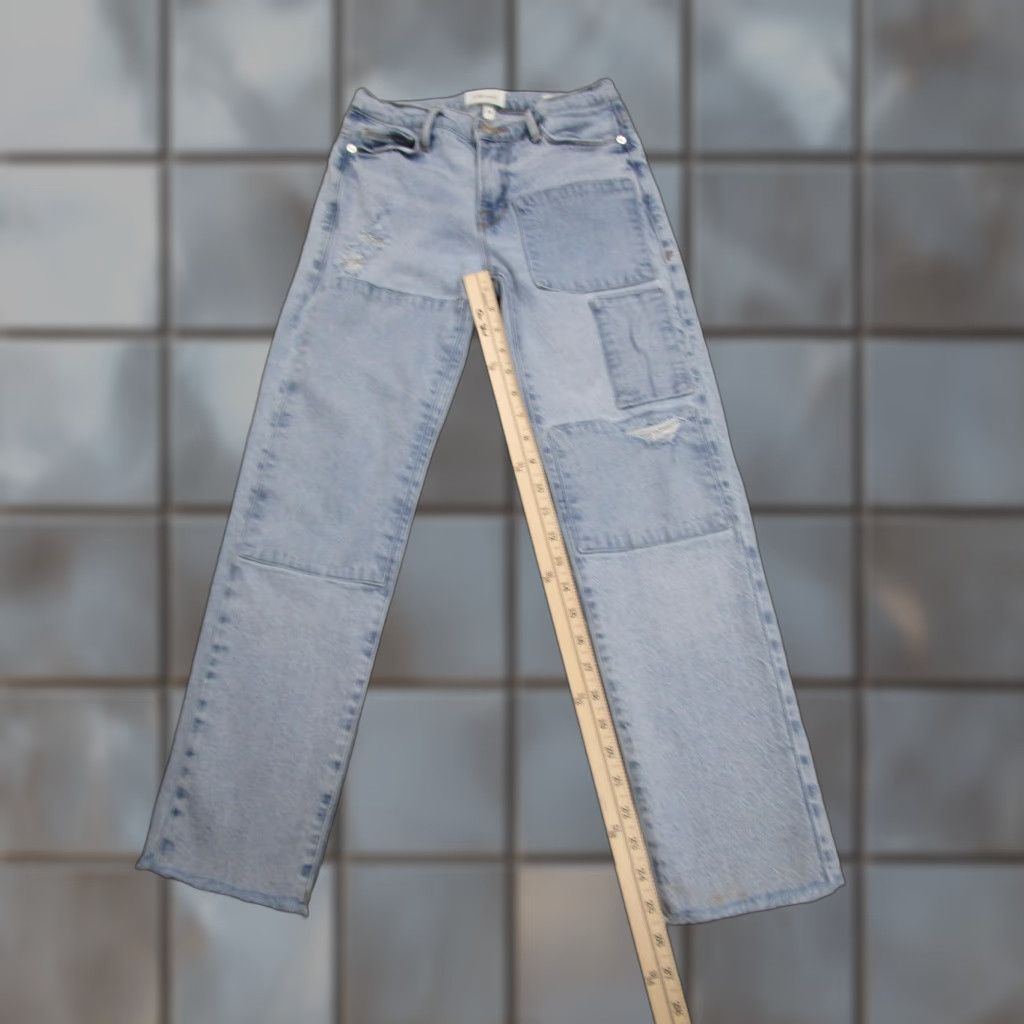Frame VINTAGE FRAME Jeans Womens 25 Light Wash Le Nouveau Straight Hideaway Raw Hem Denim Distressed Crop Pockets High Rise 26in Inseam Womens Size 42" / US 20 - 1 Thumbnail