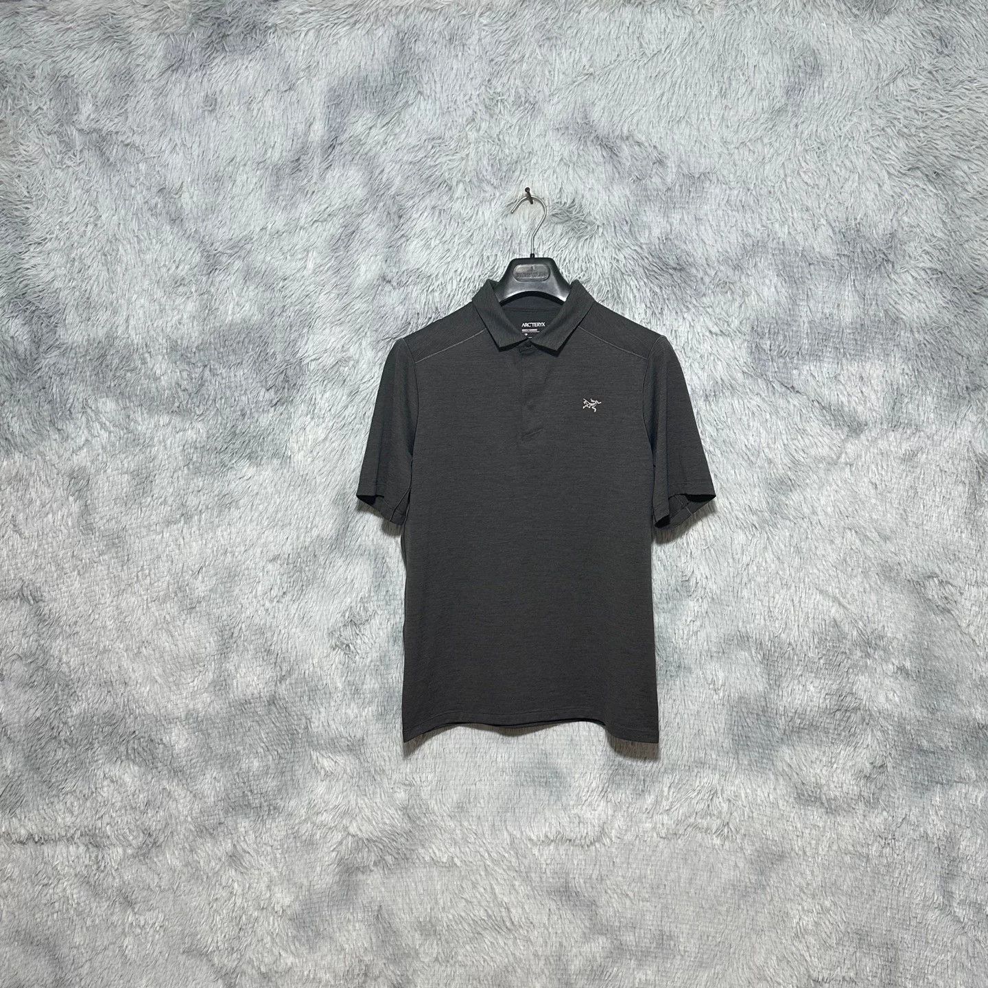 Arc'teryx Arcteryx Cormac Polo Short Sleeve Black Gray Size US S / EU 44-46 / 1 - 1 Thumbnail