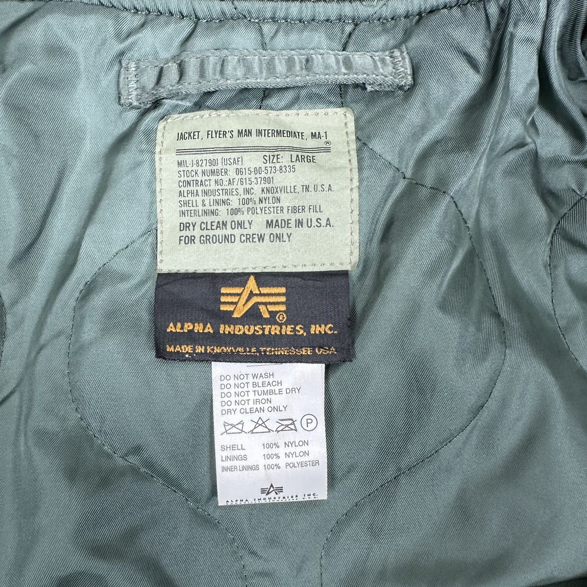 Alpha Industries ALPHA INDUSTRIES MA-1 BOMBER JACKET RIOT Size US L / EU 52-54 / 3 - 11 Thumbnail