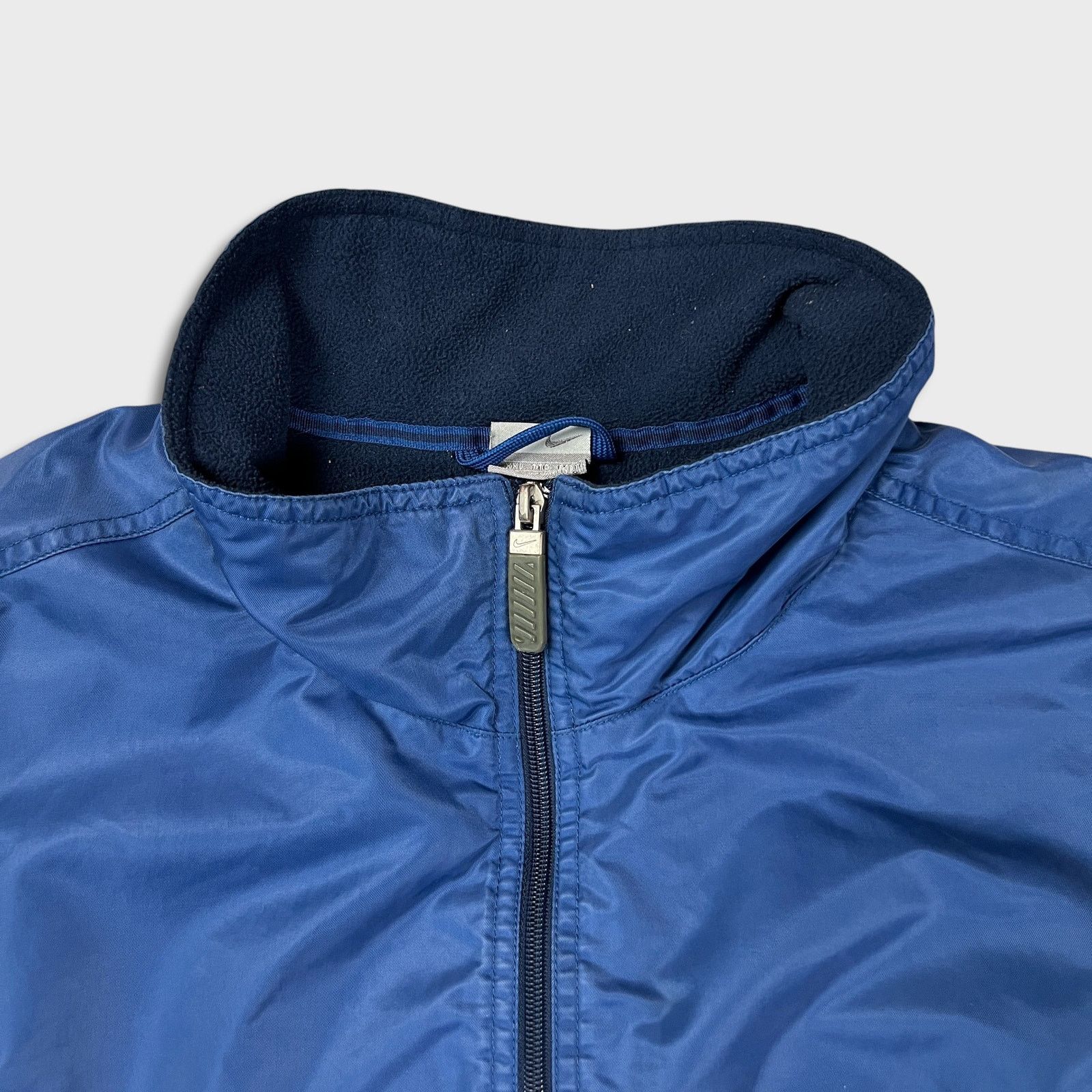 Nike × Vintage Nike Sportswear Jacket 2XL Swoosh Spell Out Full Zip Bomber Size US XXL / EU 58 / 5 - 2 Thumbnail