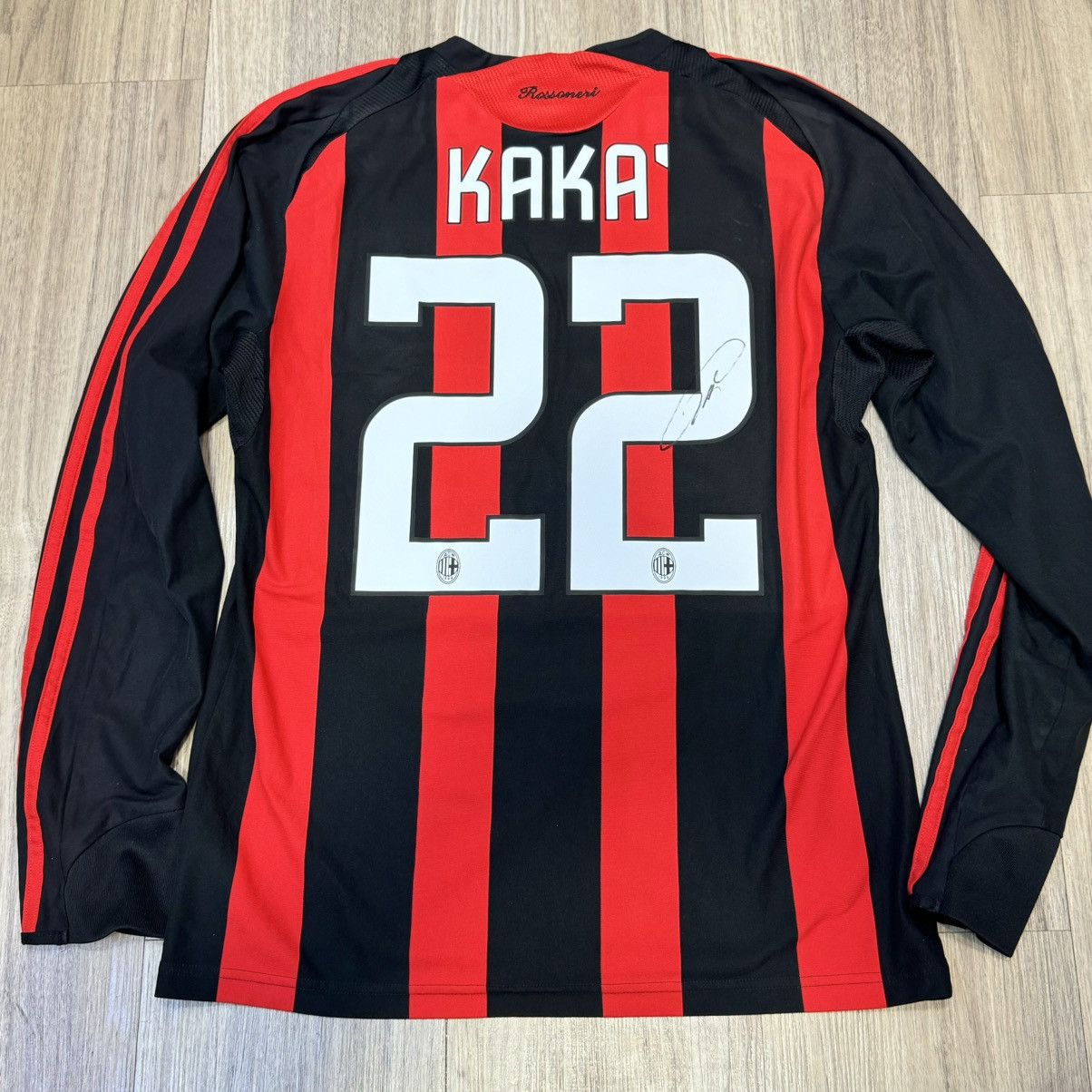 Adidas AC Milan 08/09 longsleeves signed home shirt #22 Kaka Size US S / EU 44-46 / 1 - 2 Thumbnail