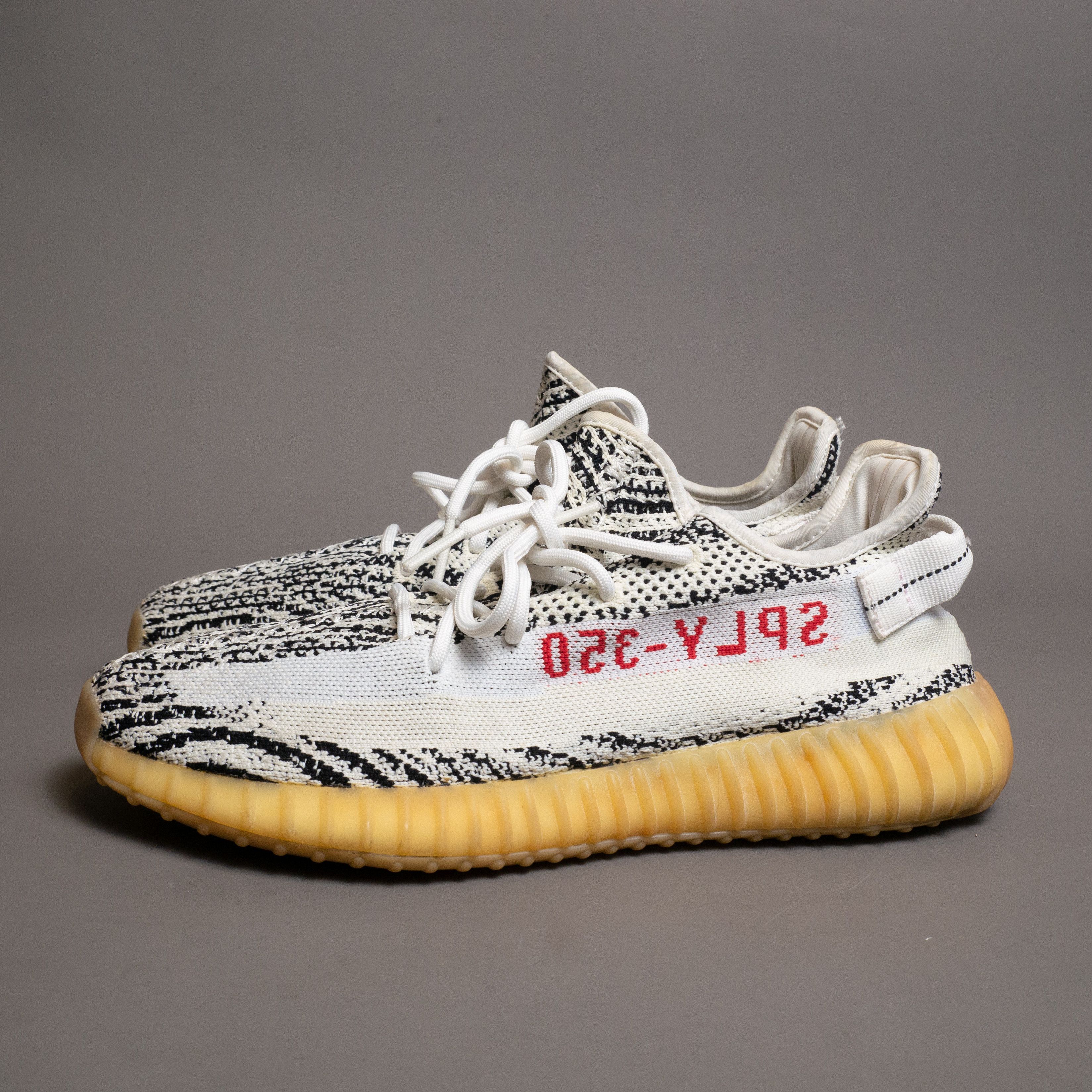 Very Rare Adidas Yeezy 350v2 Zebra OG First Release 2017