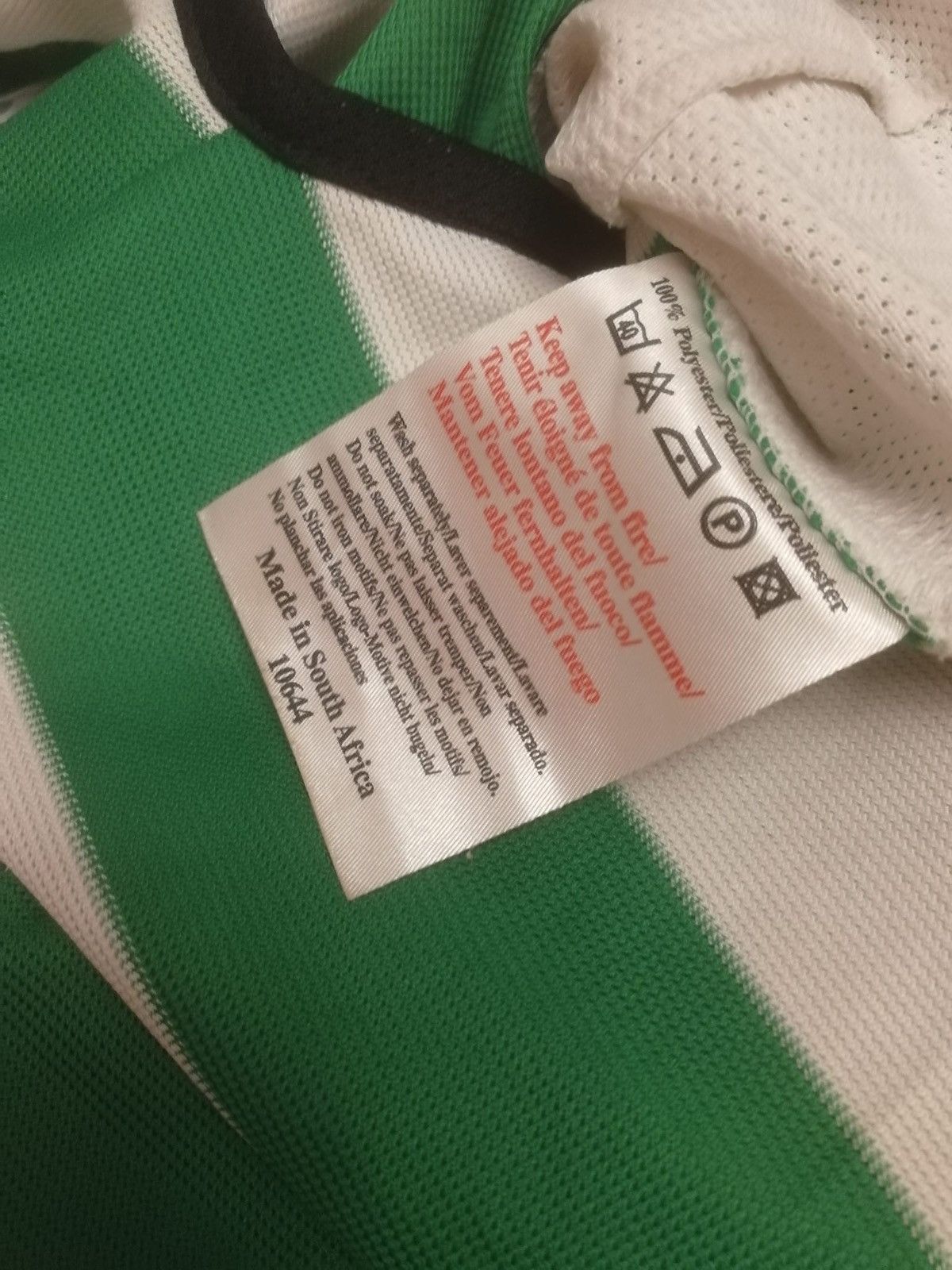 Umbro × Vintage Vintage Celtic soccer Jersey tshirt 2002 Size US XL / EU 56 / 4 - 5 Thumbnail