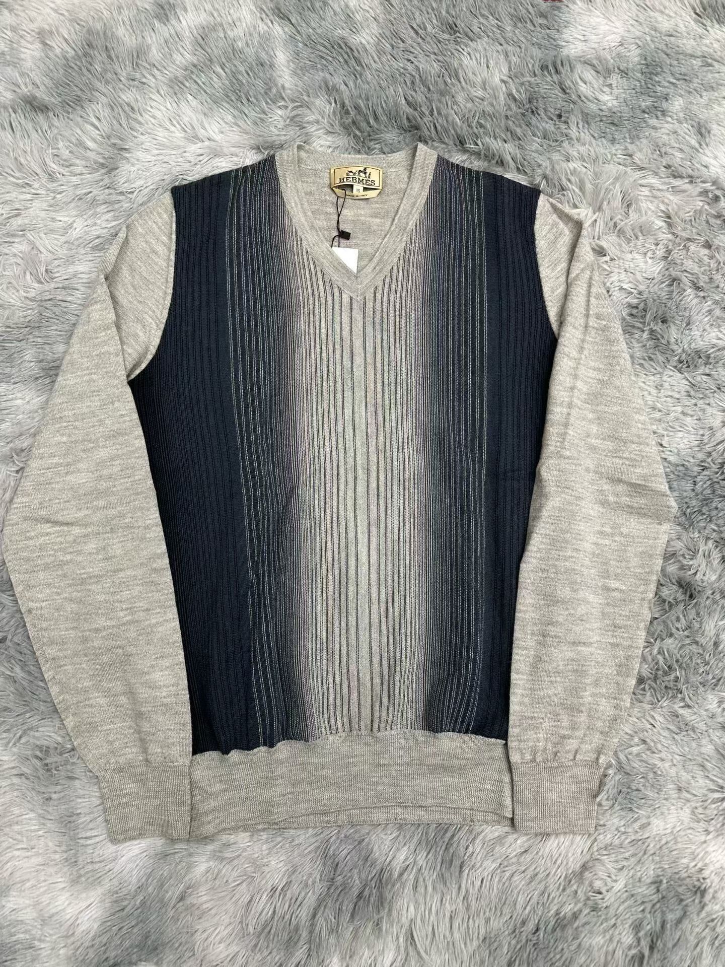 Hermes Hermes Knit Sweater XS Women Size XS / US 0-2 / IT 36-38 - 1 Thumbnail