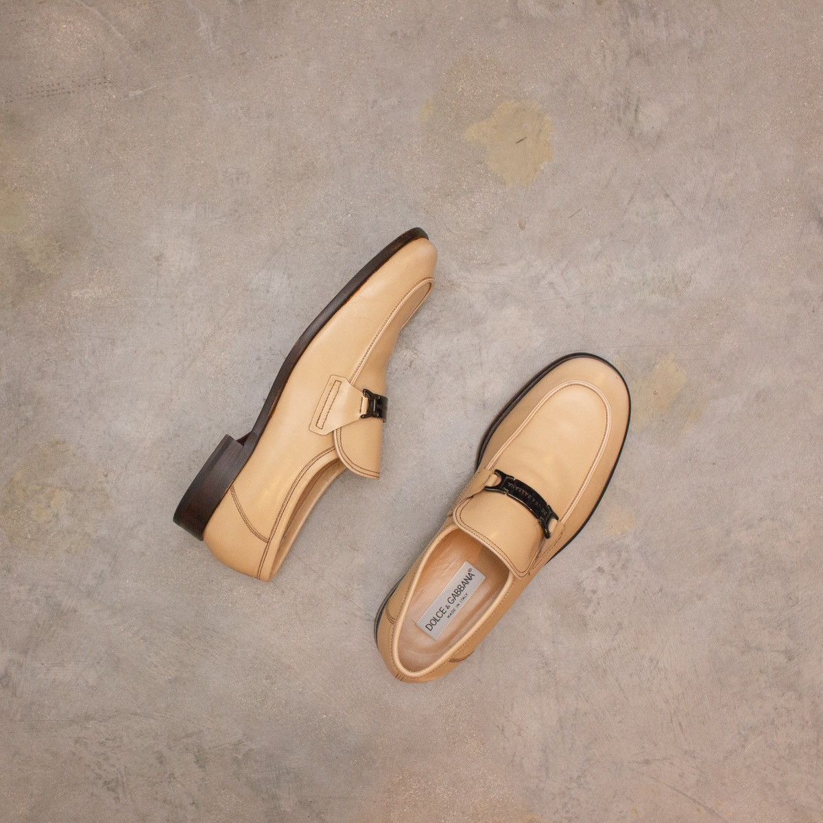 Dolce & Gabbana 895$MRP Dolce & Gabbana Ivory Round Toe Loafers Size US 8.5 / EU 41-42 - 1 Thumbnail