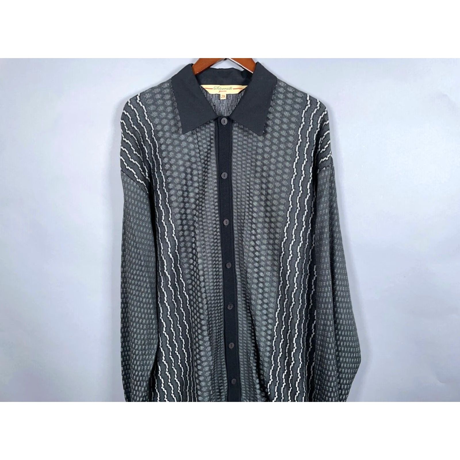 Vintage Silversilk Shirt Adult Big 2X Gray Black Textured Button Up Rayon Silk Blend Casual Preppy Retro Size US XXL / EU 58 / 5 - 2 Thumbnail