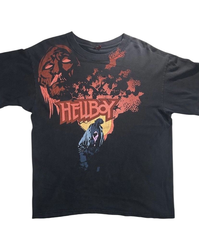 Vintage vintage 2008 hellboy tee Size US M / EU 48-50 / 2 - 1 Thumbnail