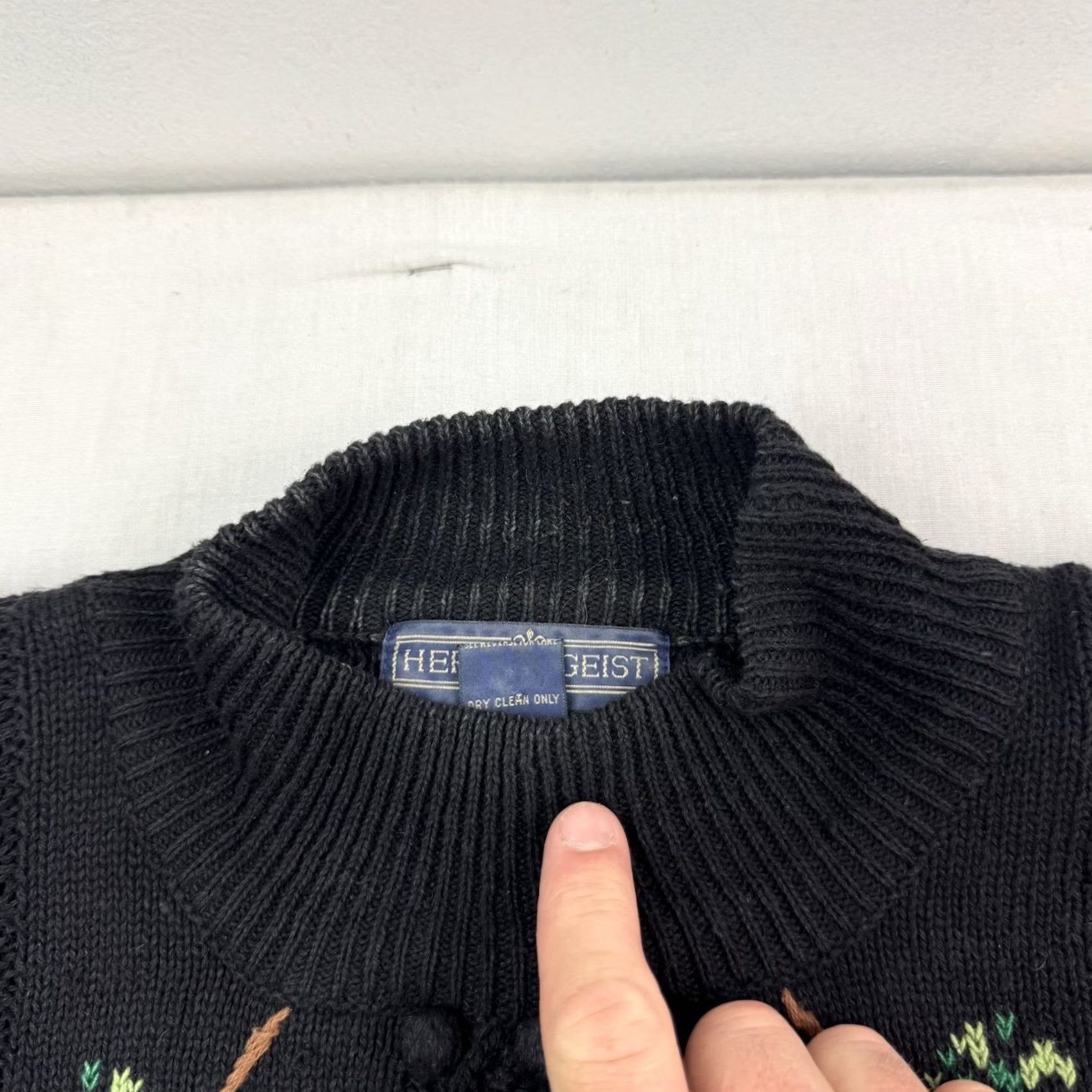 Vintage VINTAGE Herman Geist Sweater Womens Medium Flowers Floral Textured 90s Size M / US 6-8 / IT 42-44 - 2 Thumbnail