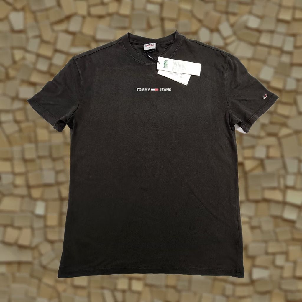 Tommy Hilfiger Tommy Jeans Womens T Shirt XS Oversized Crew Neck Logo Tee Cotton Black White Short Sleeves Size XS / US 0-2 / IT 36-38 - 1 Thumbnail