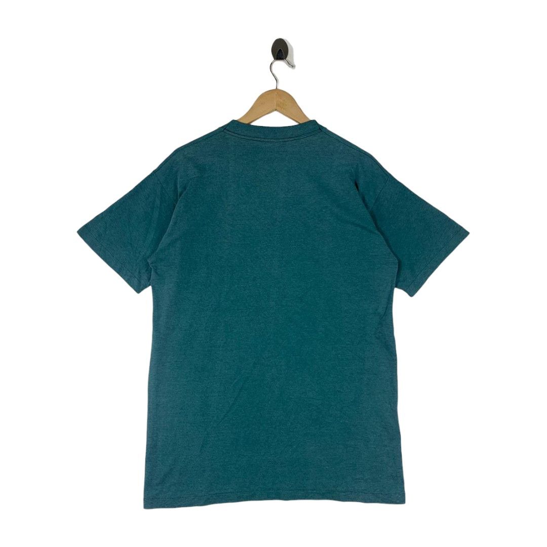 Other Vintage 90s Wolf Graphic Calgary Single Stitch Harlequin Tee Size US L / EU 52-54 / 3 - 4 Thumbnail