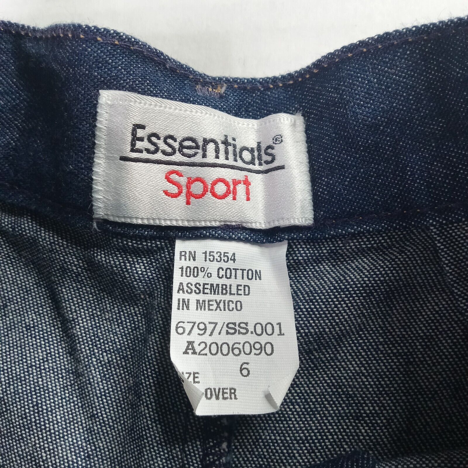 & Other Stories Vin Essentials Sport Pleated Mom Jean Shorts Women's Size 6 Size 28" / US 6 / IT 42 - 4 Thumbnail