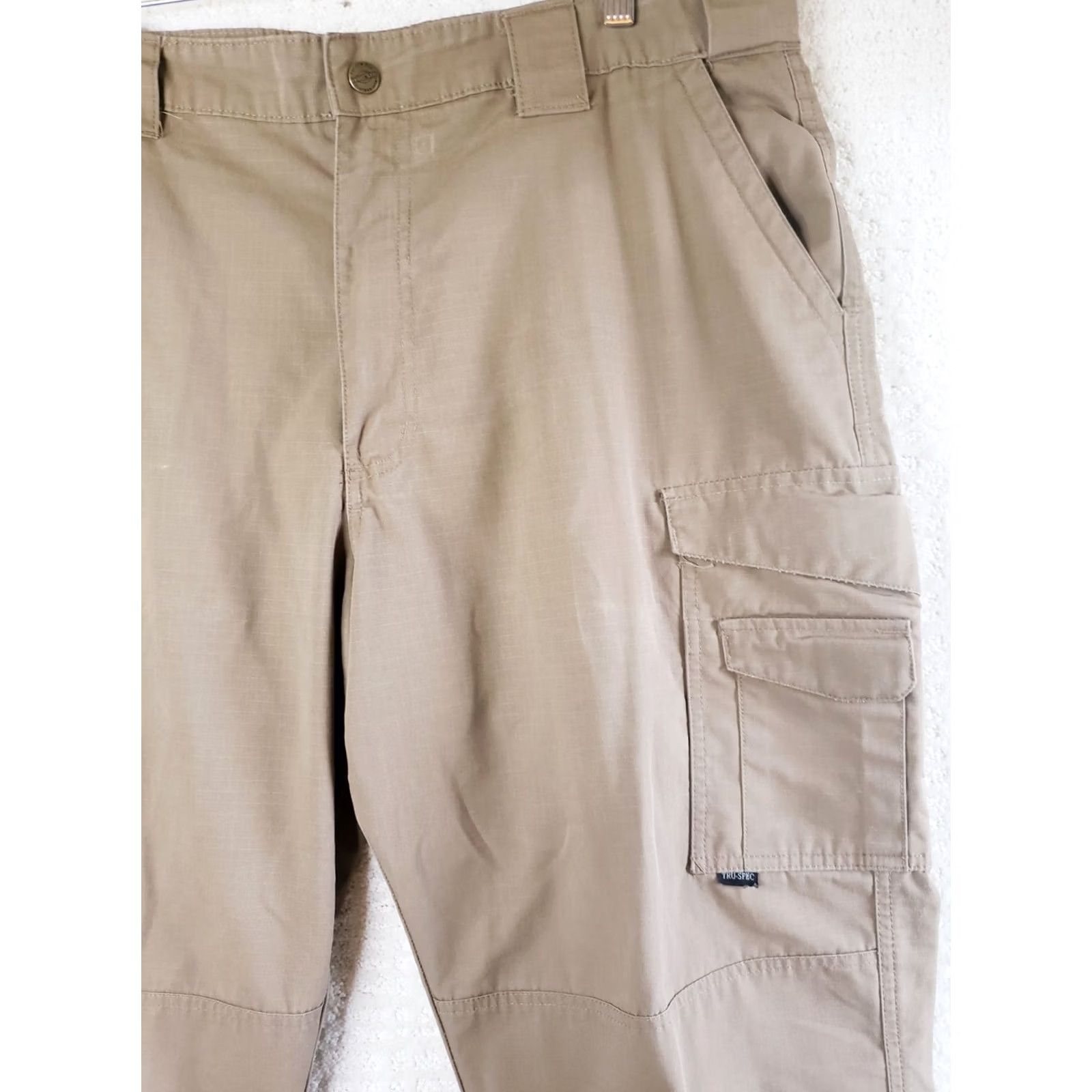 Vintage TRU-SPEC Men's Tactical Pants Beige 40 x 29 Flat Front Multiple Pockets Storage Size US 40 / EU 56 - 3 Thumbnail
