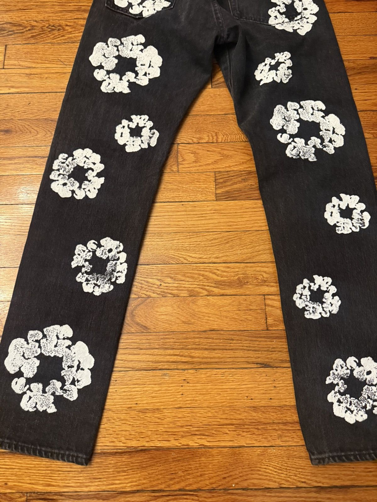 DENIM TEARS Denim Tears Wreath Black Jeans Size 30 Size US 30 / EU 46 - 8 Thumbnail