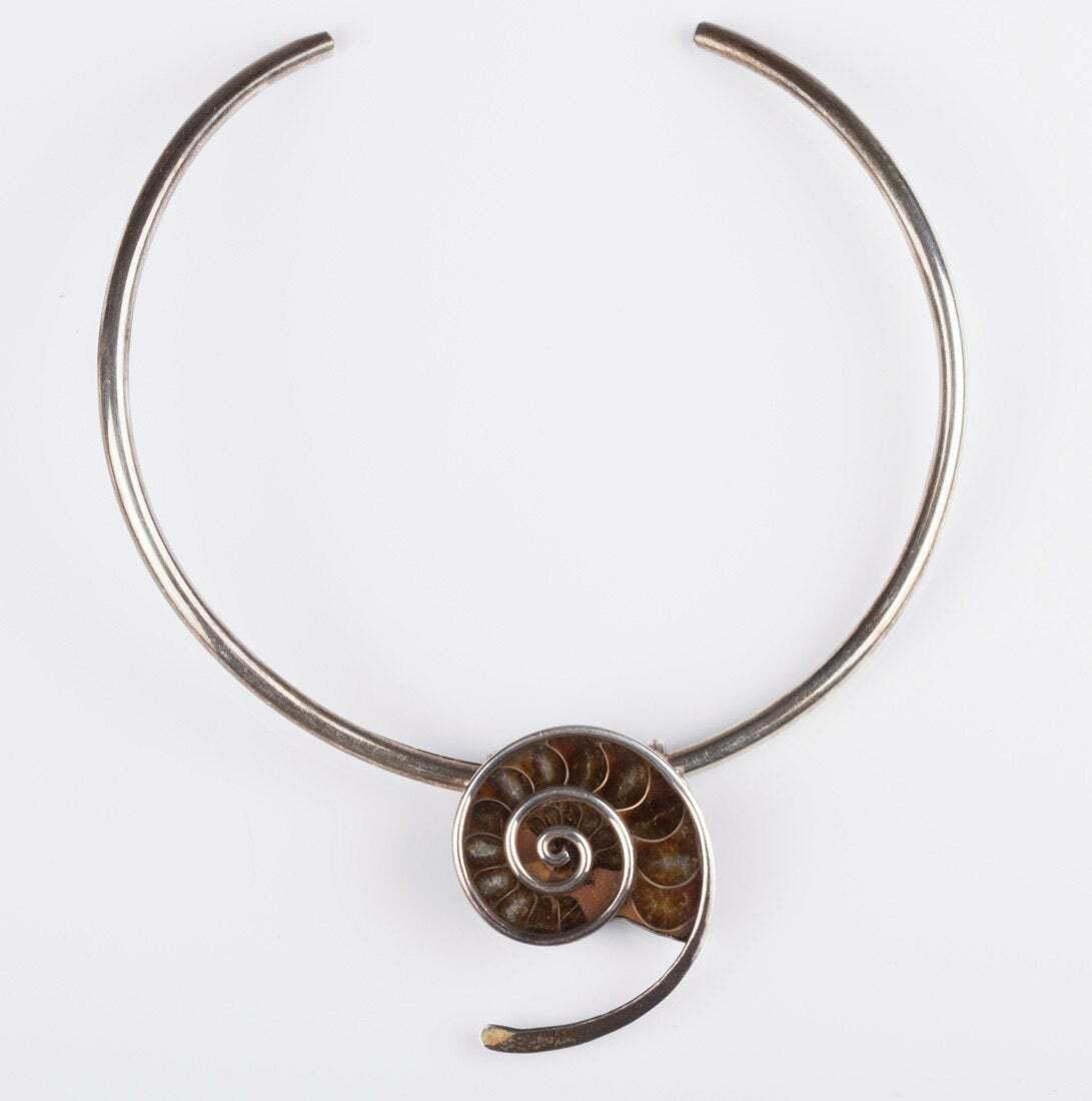Designer Sterling Silver Removable Ammonite Pendant Collar Necklace Size ONE SIZE - 2 Thumbnail