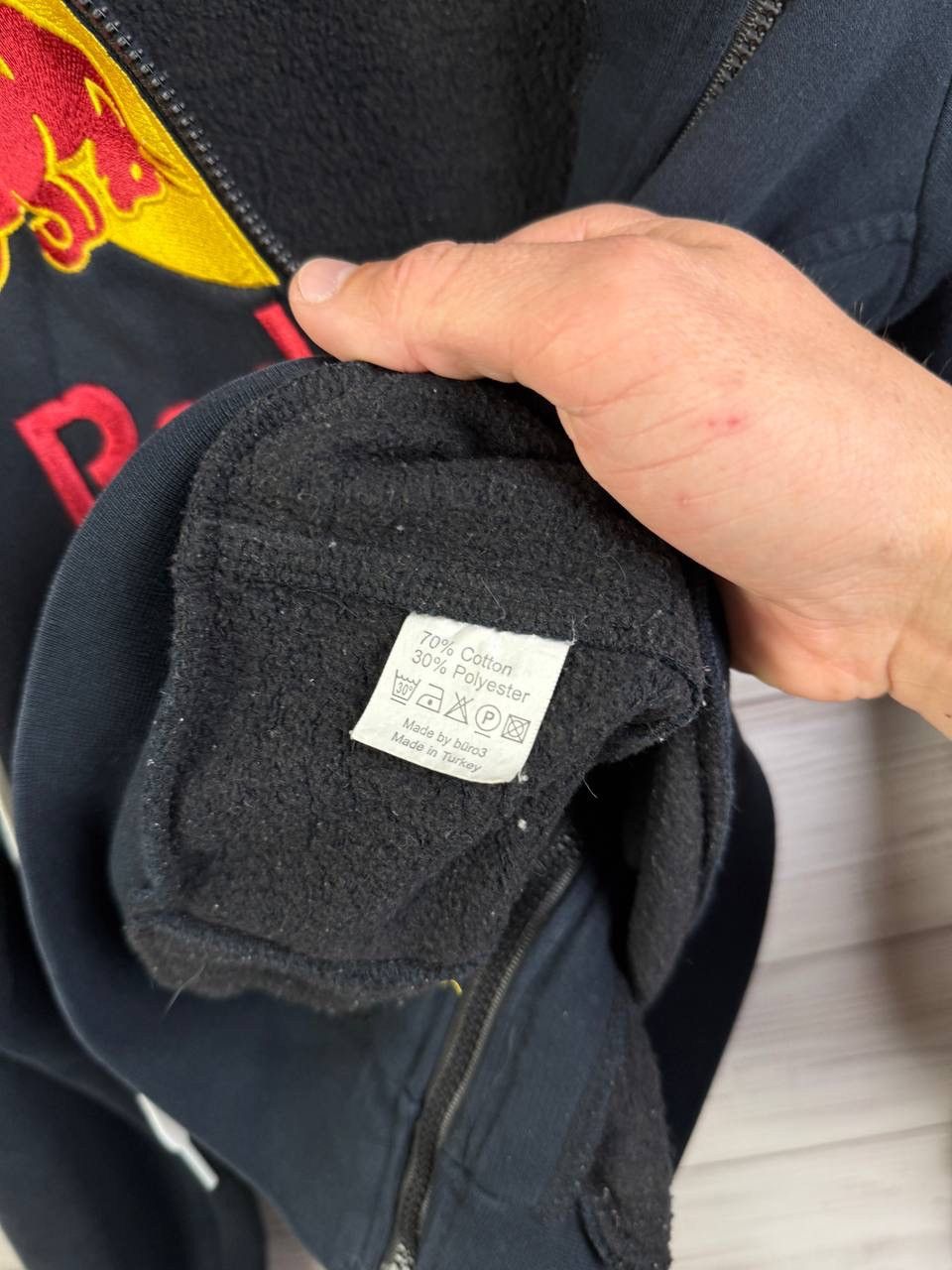 Red Bull Red Bull Kini Collage Zip Hoodie Vintage Racing Size S Size US S / EU 44-46 / 1 - 11 Thumbnail