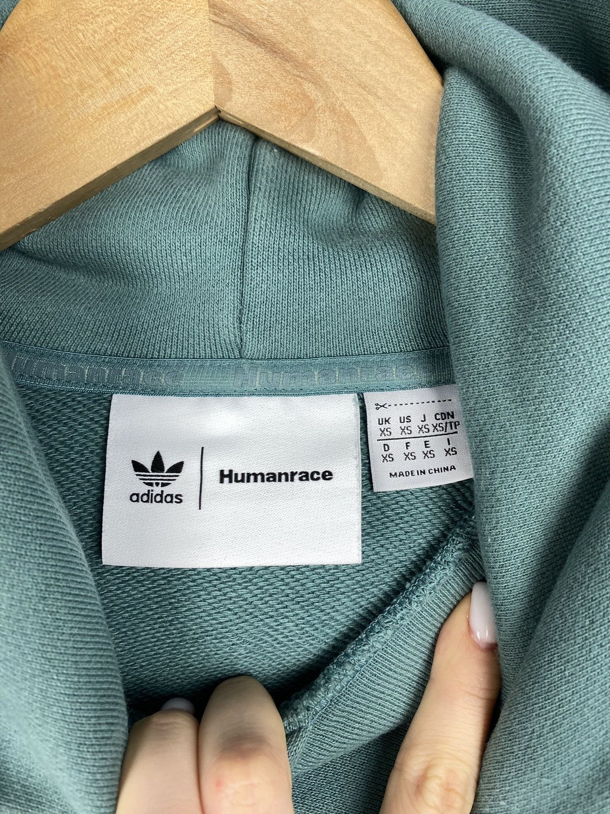 Adidas Adidas Humanrace Pharrell Williams heavy hoodie pullover Size US XS / EU 42 / 0 - 14 Thumbnail