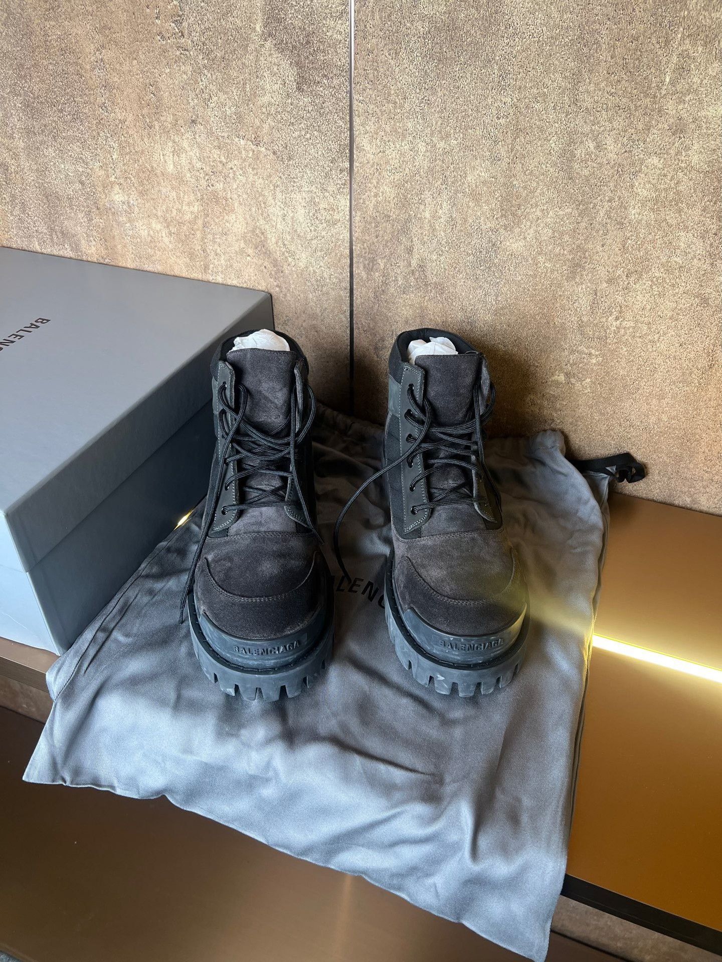 Balenciaga Balenciaga Combat Boots Size US 9 / EU 42 - 1 Thumbnail