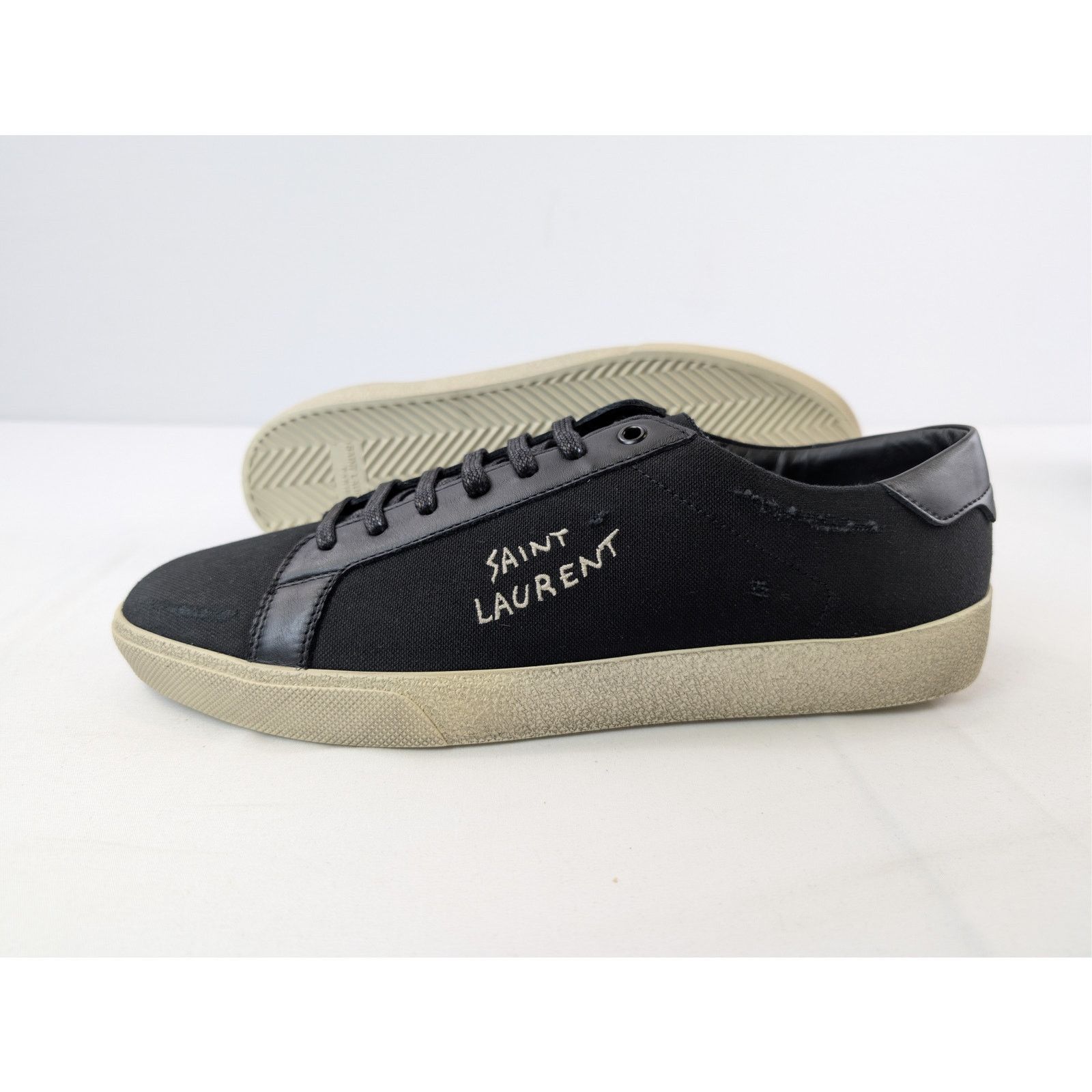 Saint Laurent Paris o1rshd1 SL06 Signa Low Top Sneakers in Black Size US 12 / EU 45 - 13 Thumbnail