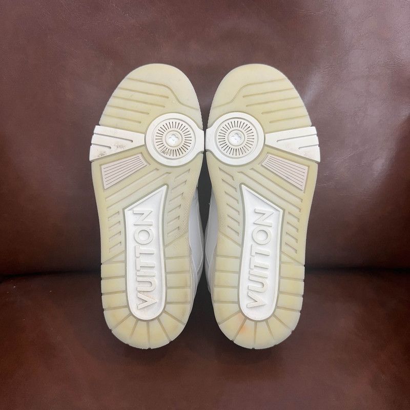 Louis Vuitton Louis Vuitton Trainer Low Top Fashion Sneakers for Women -2 Size US 6 / IT 36 - 4 Thumbnail