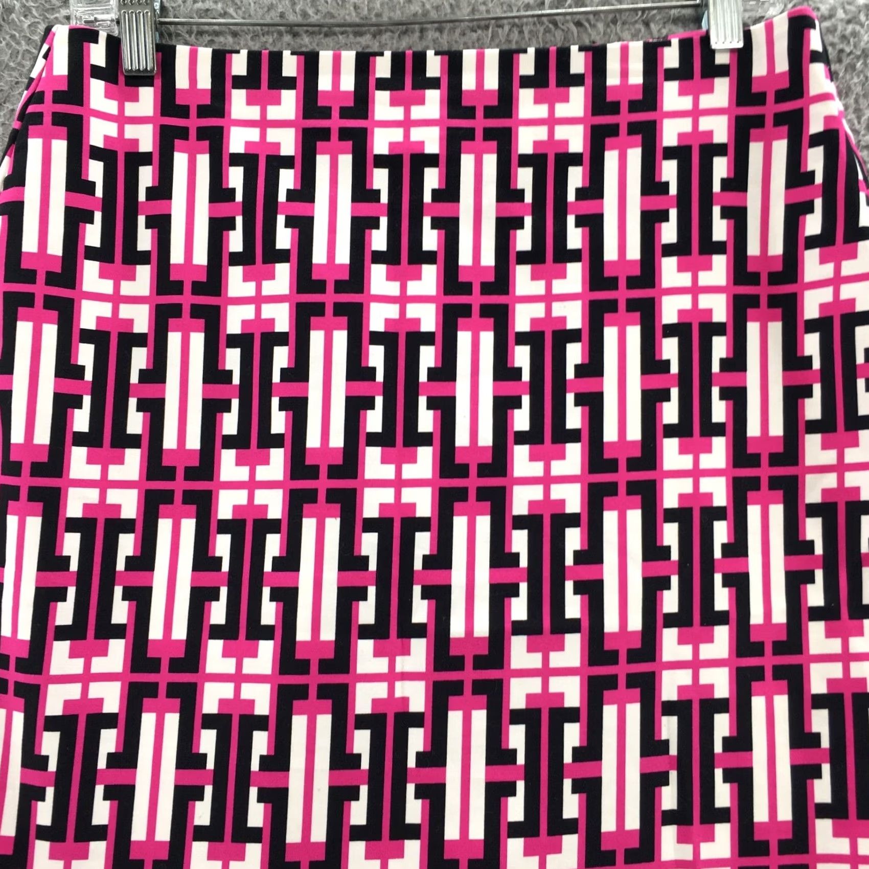 Banana Republic Banana Republic Straight & Pencil Skirt Womens 8 Multicolor Zip Short Skirt 32x21.5 Cotton Blend Buttonless Casual Womens Size 30" / US 8 / IT 44 - 2 Thumbnail