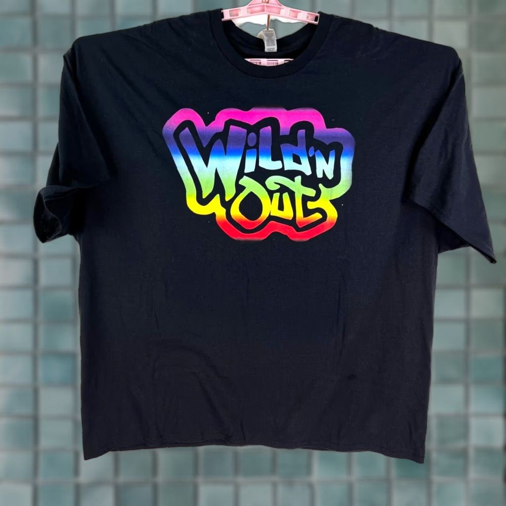 Gildan Wild N Out Classic Graphic Shirt Adult 4XL Black Size US XXL / EU 58 / 5 - 1 Thumbnail