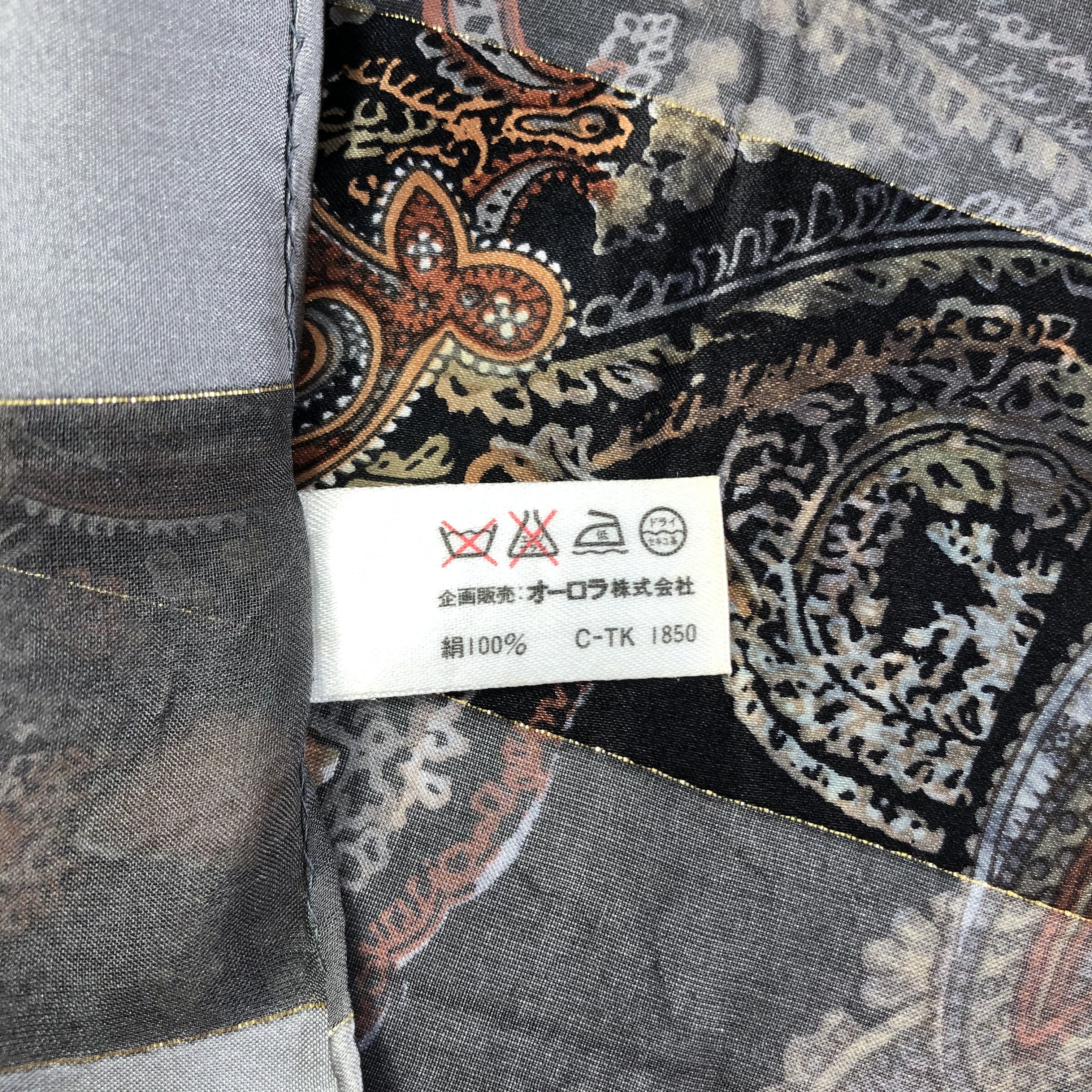 Vintage Vintage Luciano Soprani Silk Scarf Size ONE SIZE - 5 Thumbnail