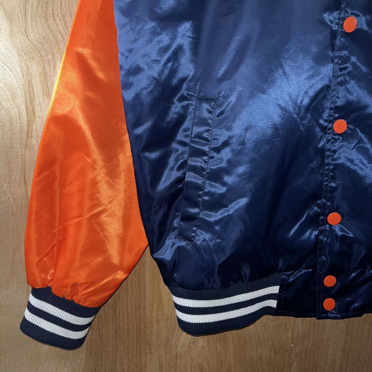 Starter MEN’S STARTER MLB HOUSTON ASTROS LOGO SATIN BOMBER JACKET Size US L / EU 52-54 / 3 - 5 Thumbnail