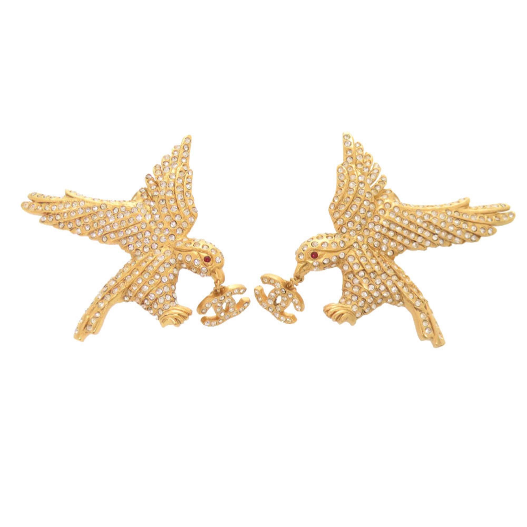 Chanel Excellent condition Chanel Coco Mark Eagle Metal Rhinestone Gold Earrings 1804CHANEL Size ONE SIZE - 1 Thumbnail