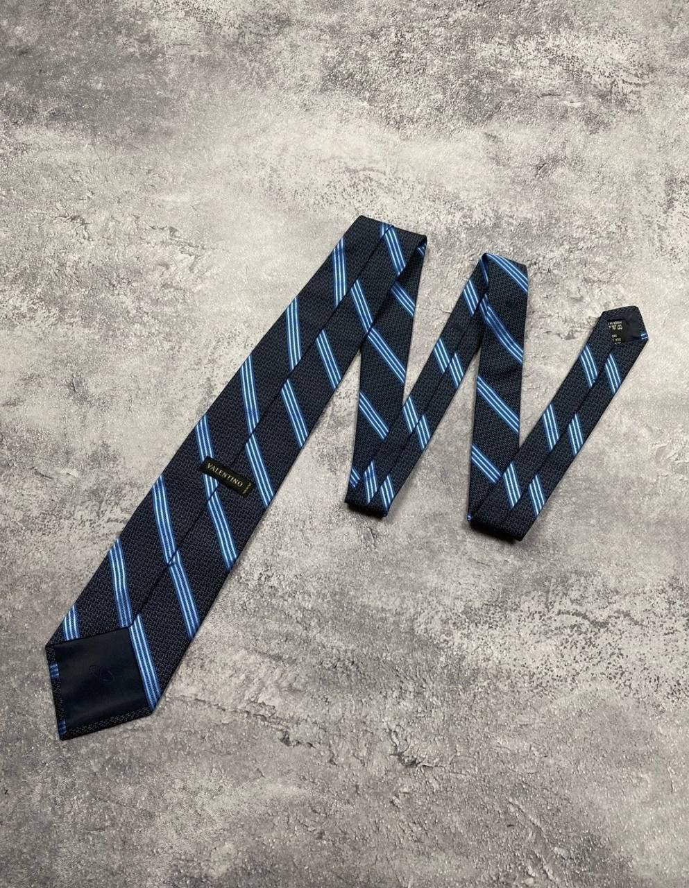 Valentino Vintage Valentino Ties Rare Old Money Size ONE SIZE - 1 Thumbnail
