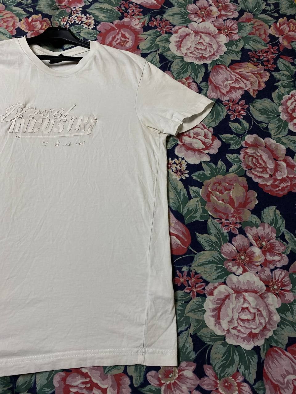 Diesel × Vintage Diesel luxury streetwear tee Size US M / EU 48-50 / 2 - 12 Thumbnail