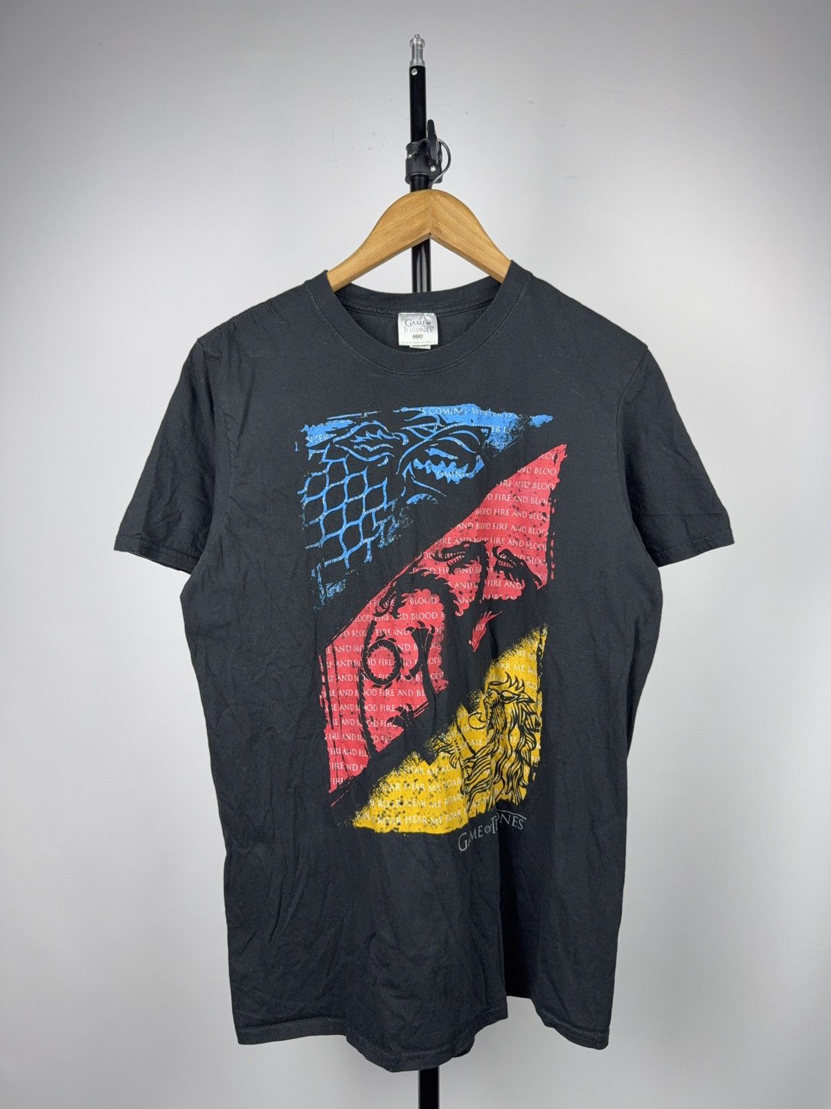 Vintage 00s Game of Thrones Art Stark Targaryen Lannister Tee L Size US L / EU 52-54 / 3 - 1 Thumbnail