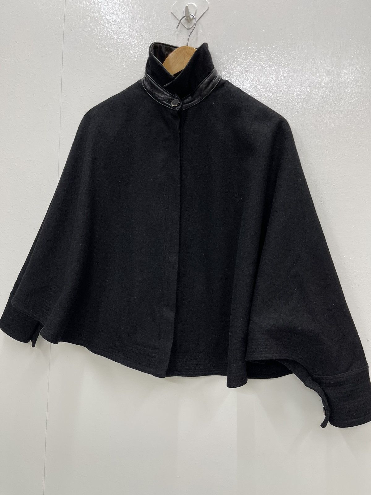 Designer Cloaks Poncho nice design style Size US M / EU 48-50 / 2 - 3 Thumbnail