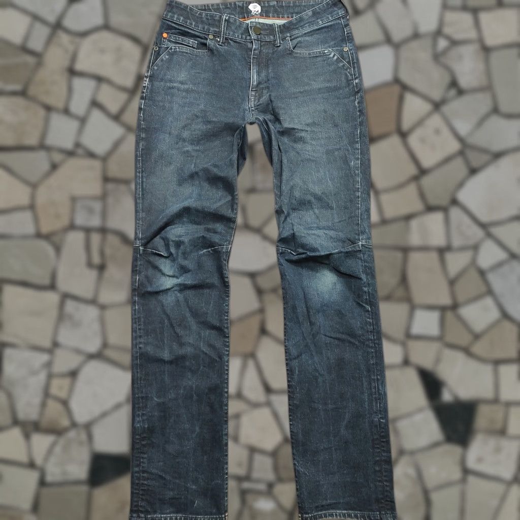 Mountain Hardwear VINTAGE Mountain Hardwear Jeans Mens 30x32 Straight Stretch Denim Blue 5-Pocket Logo Zipper Comfortable Outdoor Mens Size US 30 / EU 46 - 1 Thumbnail