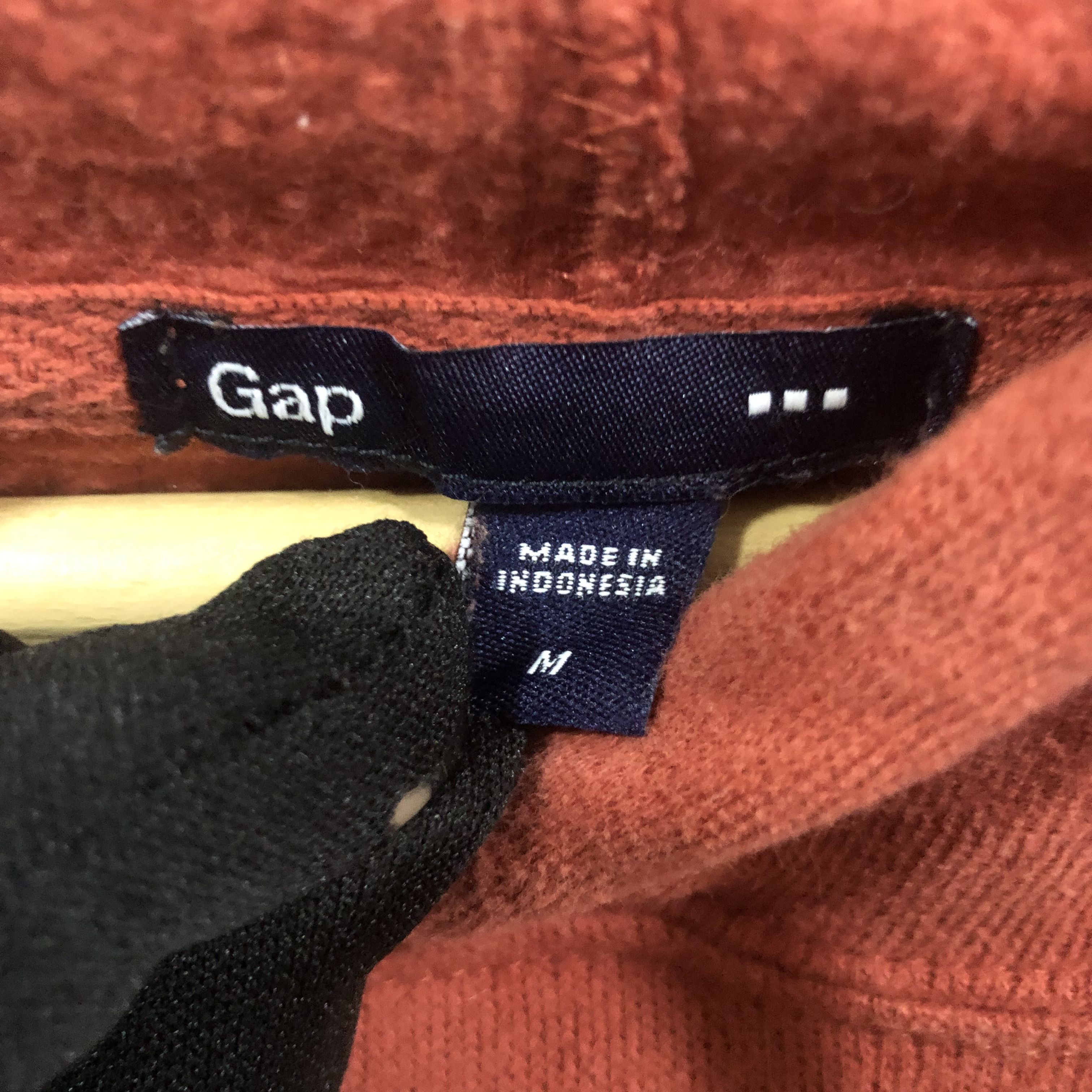 Gap BUNDLE DEAL GAP REEBOK SIZE M Size US M / EU 48-50 / 2 - 13 Thumbnail