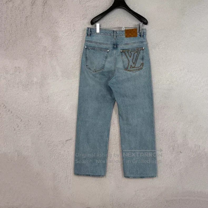 Louis Vuitton Louis Vuitton New pearl button stitched embroidered leathe Size US 29 - 2 Thumbnail