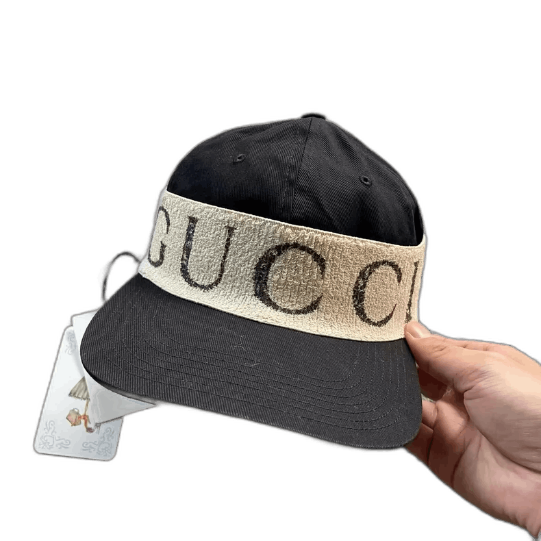 Gucci GUCCI Logo Duckbill Cap in Black Size ONE SIZE - 1 Thumbnail
