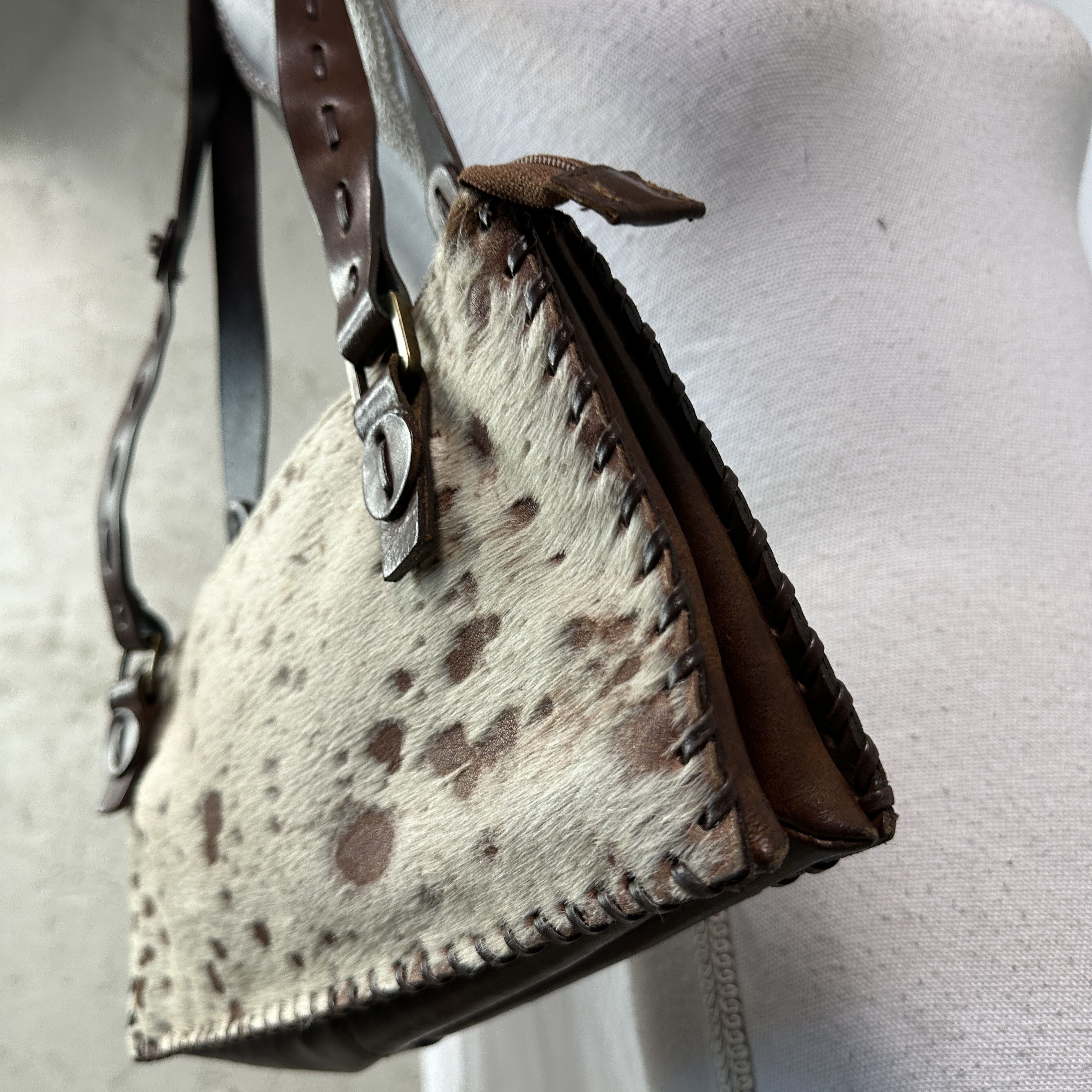 Vintage Vintage Avant Garde Leather Cowhide Baguette Bag Y2K Size ONE SIZE - 6 Thumbnail