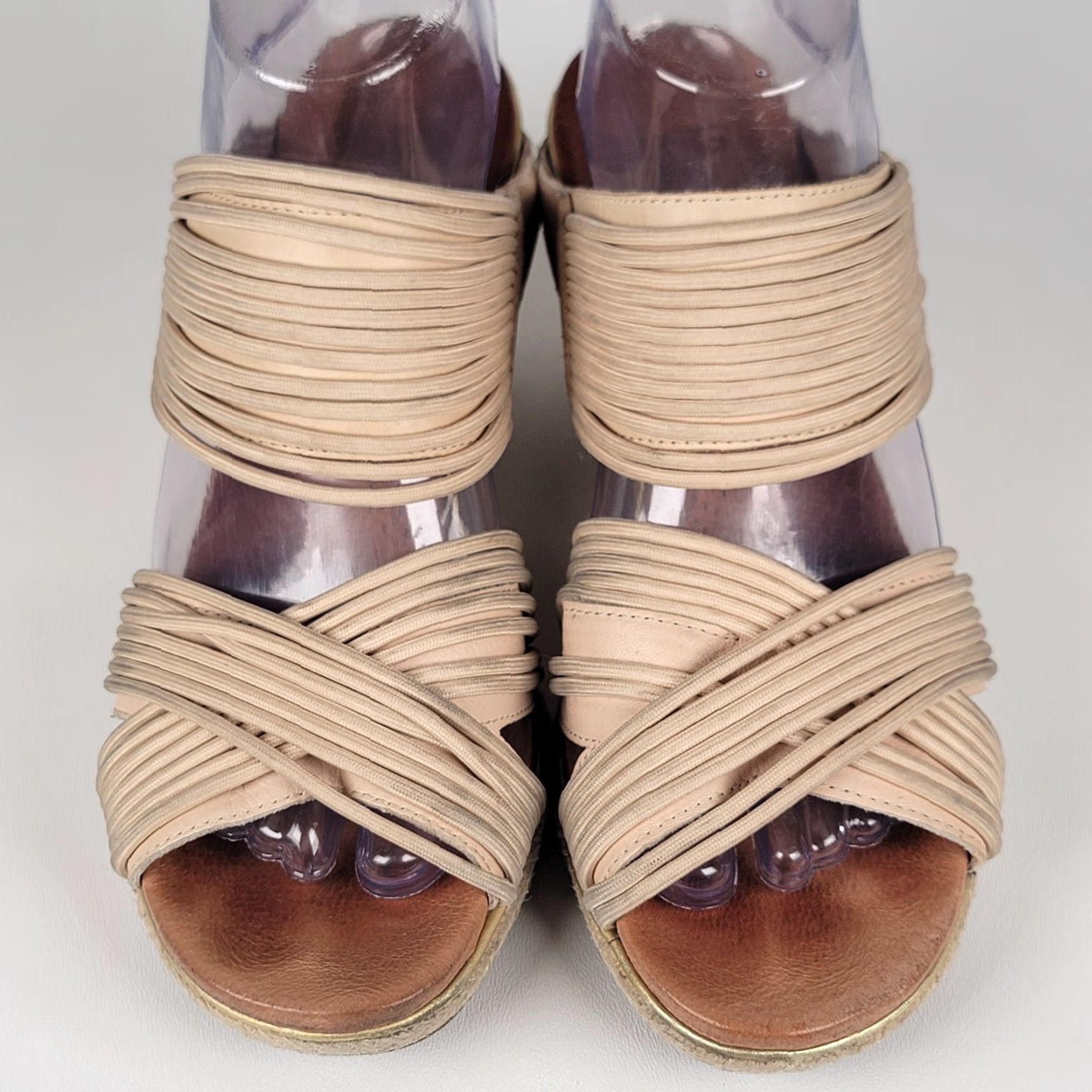 Ugg UGG Hilarie Wedge Sandals Beige US 8 / 39 EU Slip On Leather Sandal Women Womens Summer High Wedge Pattern Solid Australia Theme Size US 6 / IT 36 - 2 Thumbnail