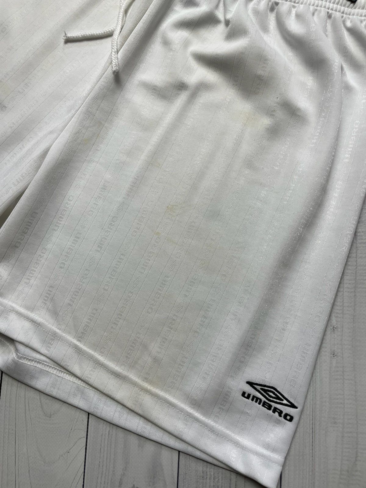Umbro Vintage Umbro monogram shorts size M logo Size US 32 / EU 48 - 2 Thumbnail