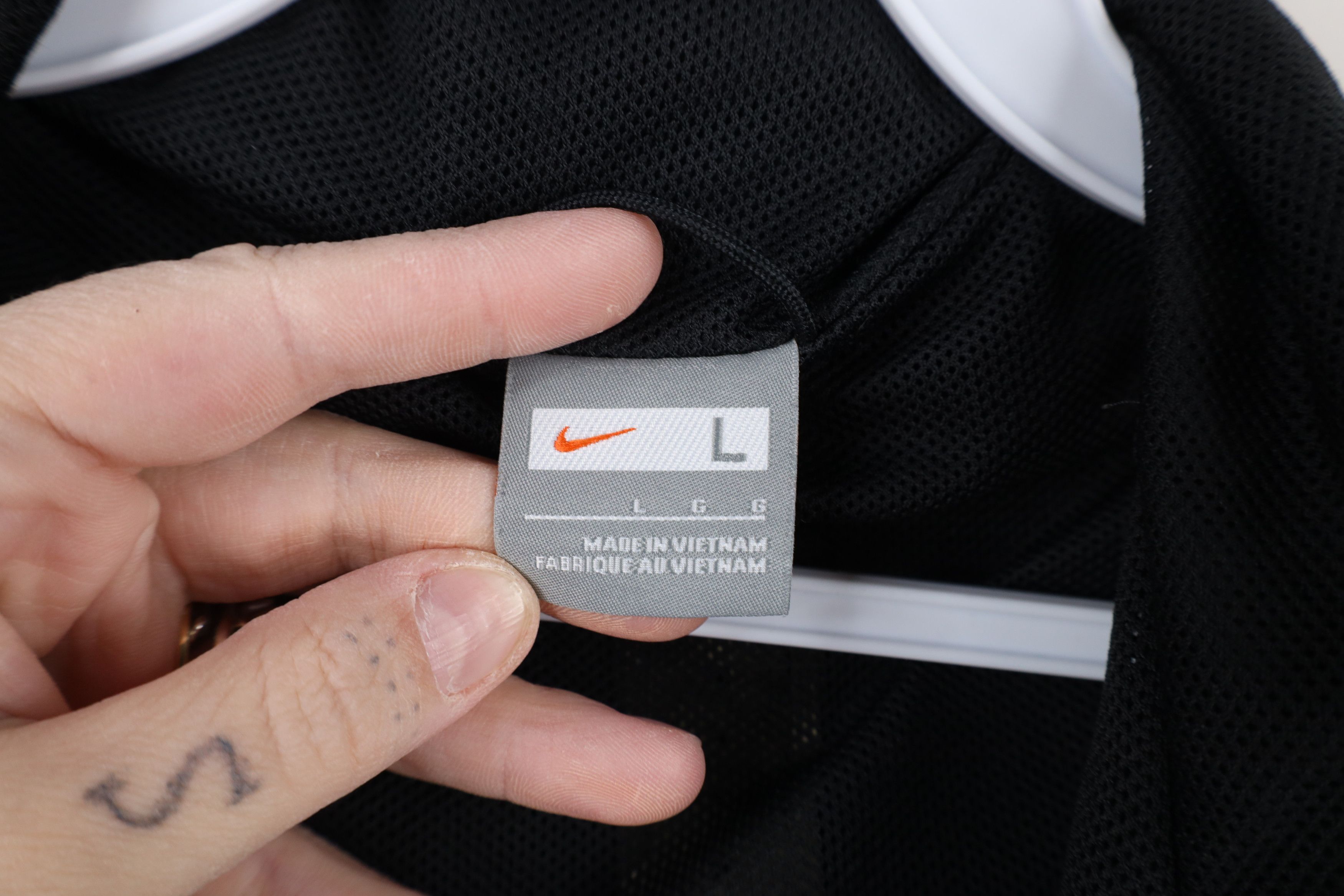 Nike × Vintage Vintage Nike Travis Scott Mini Swoosh Vented Jacket Black Size US L / EU 52-54 / 3 - 12 Thumbnail