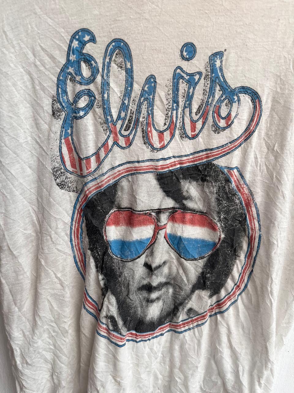 Japanese Brand Elvis 80s White Music Tshirt Size US S / EU 44-46 / 1 - 3 Thumbnail