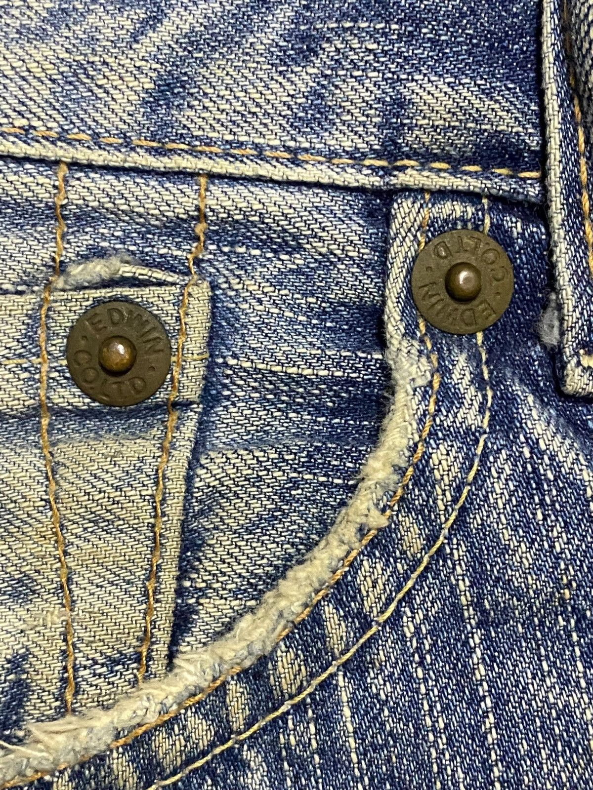 Edwin Vintage Edwin 503 Grunge Distressed Loose Jeans Size US 36 / EU 52 - 10 Thumbnail