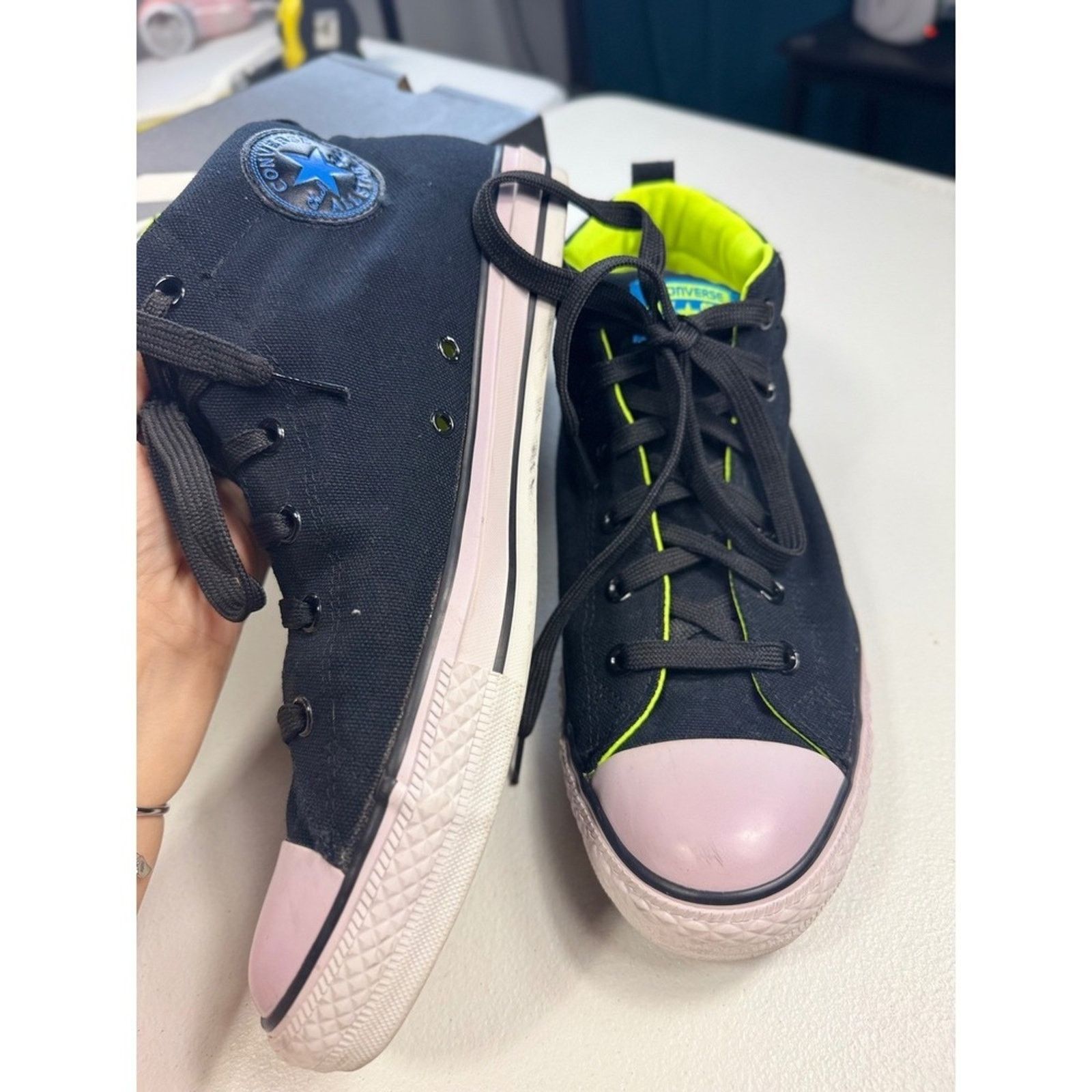 Converse Converse Chuck Taylor All Star Street Mid Black Neon MEN 11 Size US 11 / EU 44 - 5 Thumbnail