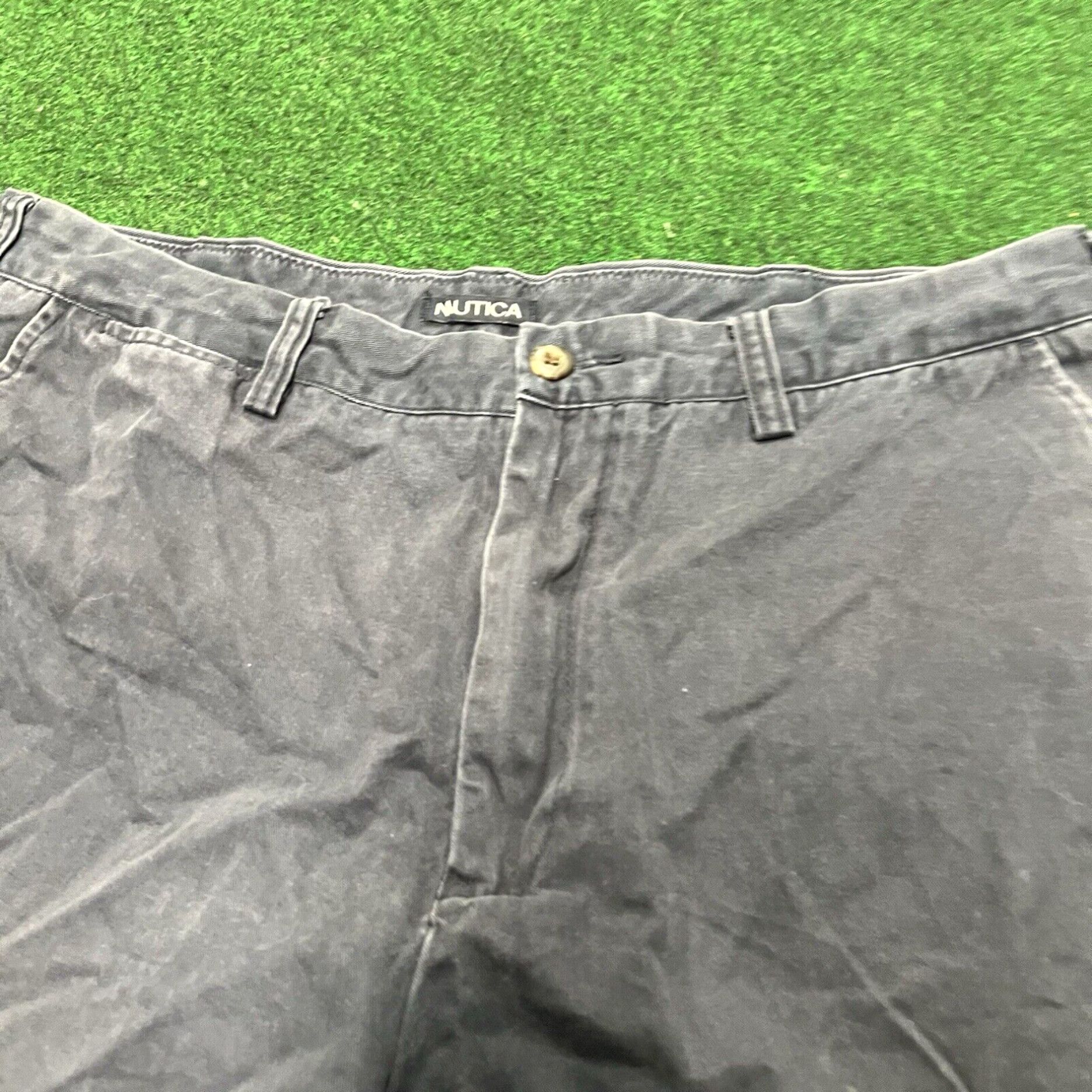Nautica Nautica Men Shorts 36W Faded Blue 100% Cotton Relaxed Fit Chino Size US 36 / EU 52 - 2 Thumbnail