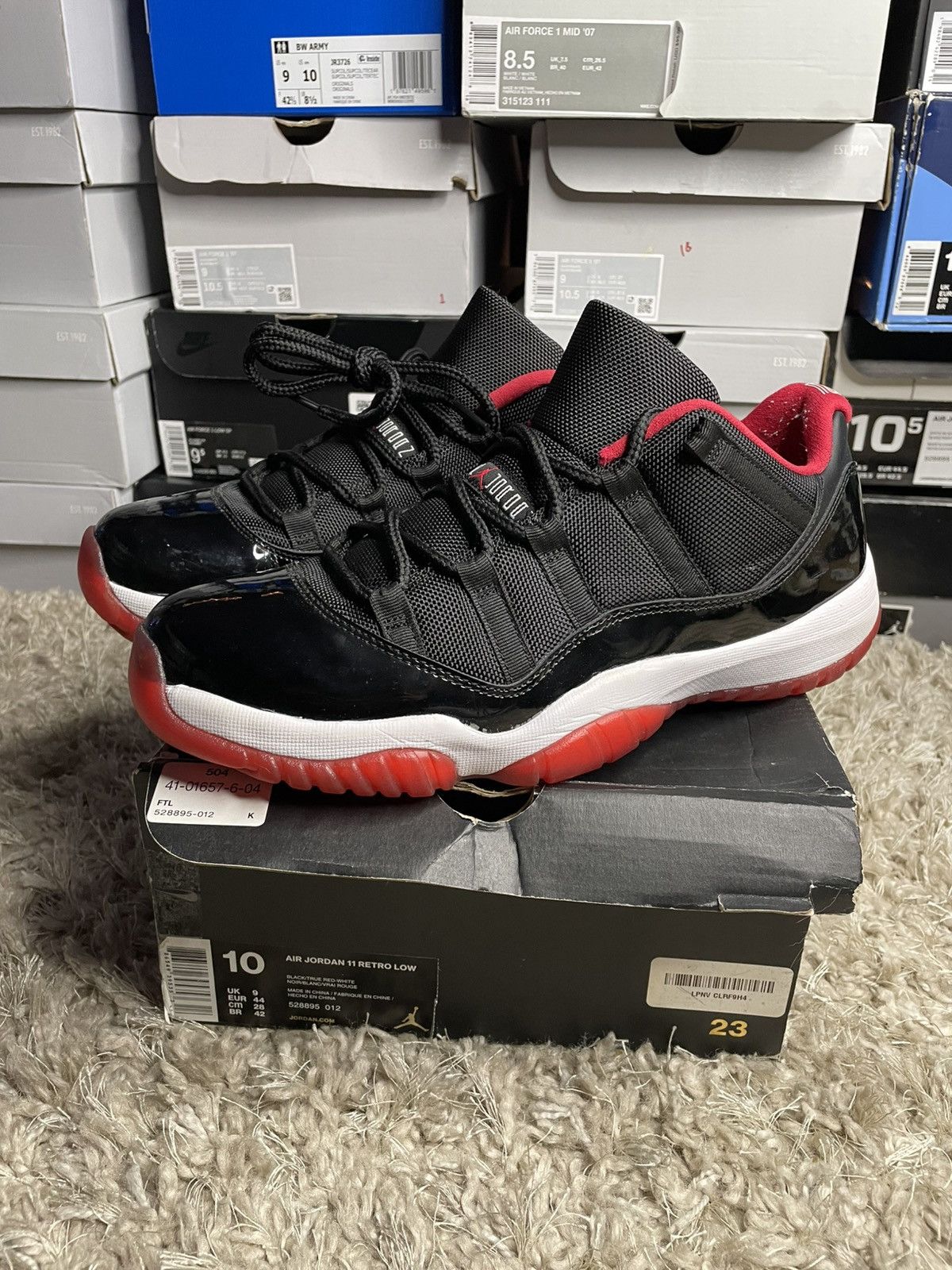 Jordan Brand Jordan 11 Low Bred 2015 Size US 10 / EU 43 - 1 Thumbnail