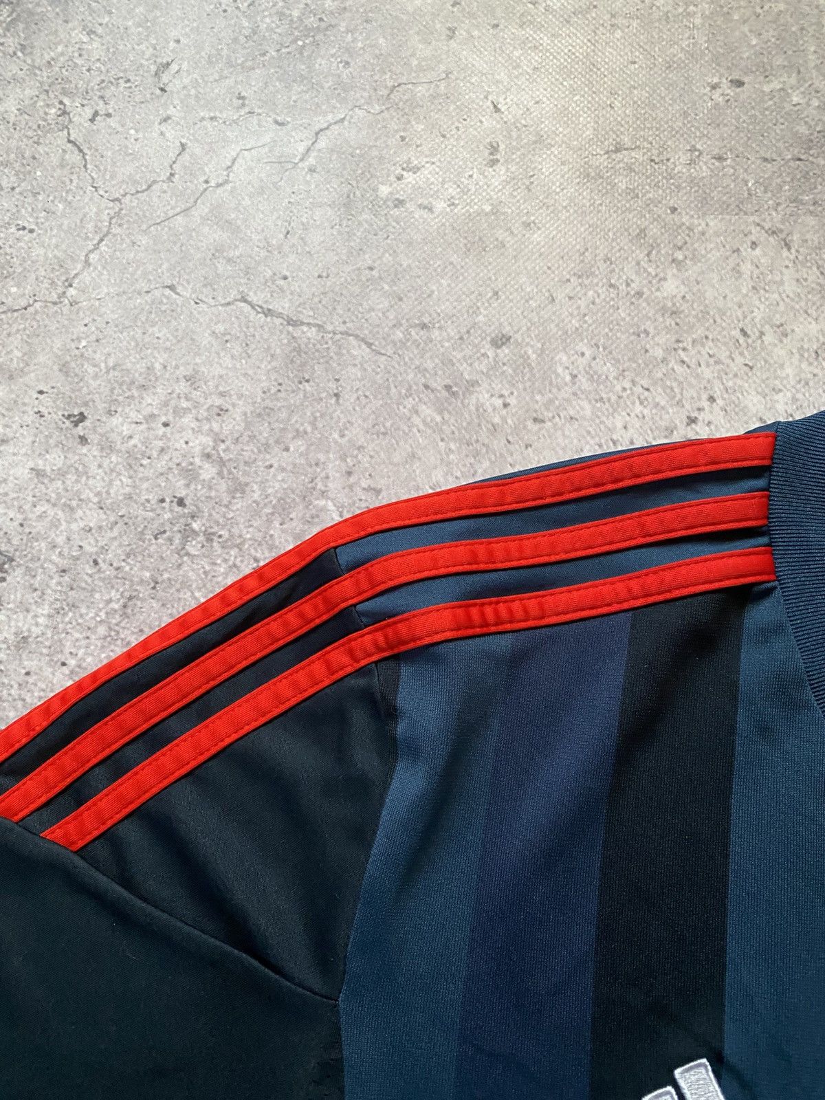 Adidas Adidas Bayern Munich 2013 Jersey Shirt Third Football Soccer Size US M / EU 48-50 / 2 - 5 Thumbnail