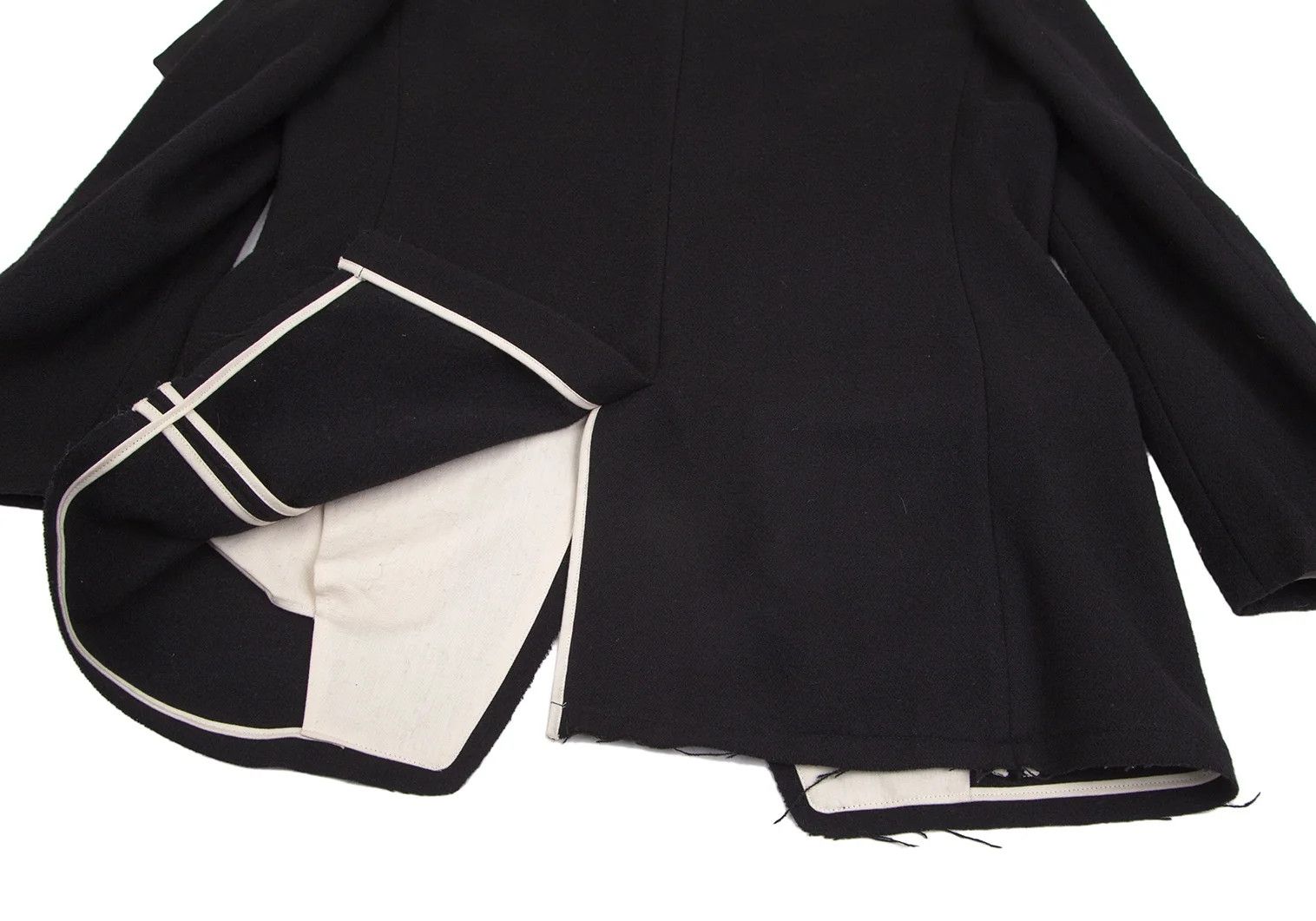 Yohji Yamamoto Yohji Yamamoto Little Boy Patch Cut Jacket Size US XL / EU 56 / 4 - 15 Thumbnail