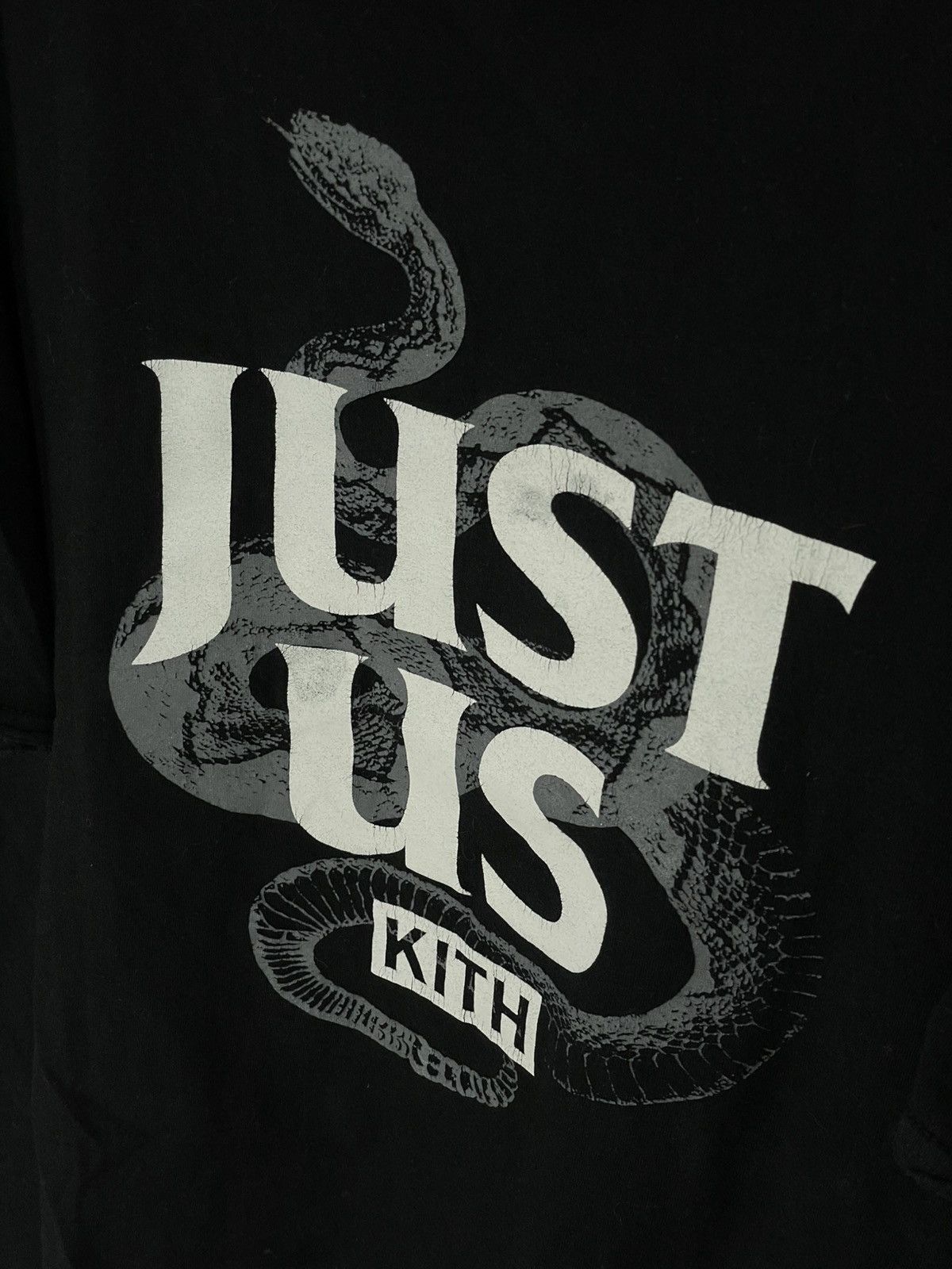 Vintage KITH Just Us Graphic T-Shirt Men’s Medium Size US XL / EU 56 / 4 - 6 Thumbnail