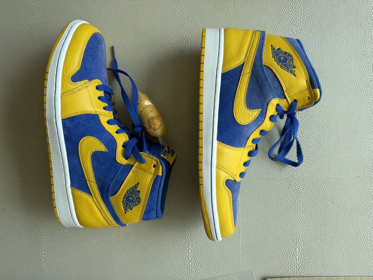 Jordan Brand 2013 Air Jordan 1 Retro High OG 'Laney' Size US 10 / EU 43 - 3 Thumbnail