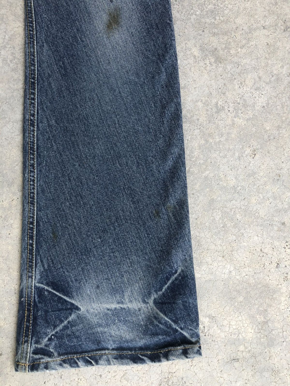 If Six Was Nine Of The Neige Flared Jeans Distressed Jeans J Cut Size US 31 - 14 Thumbnail